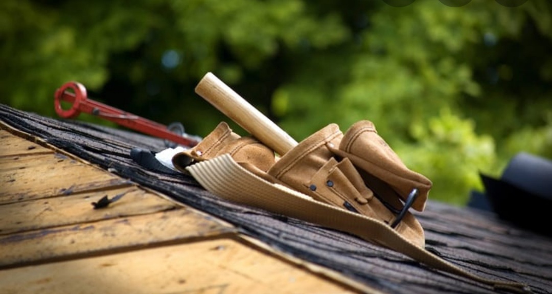 Moore Roofing