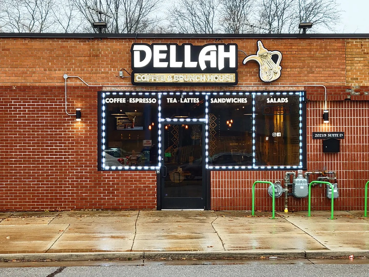 Dellah Coffee & Brunch House