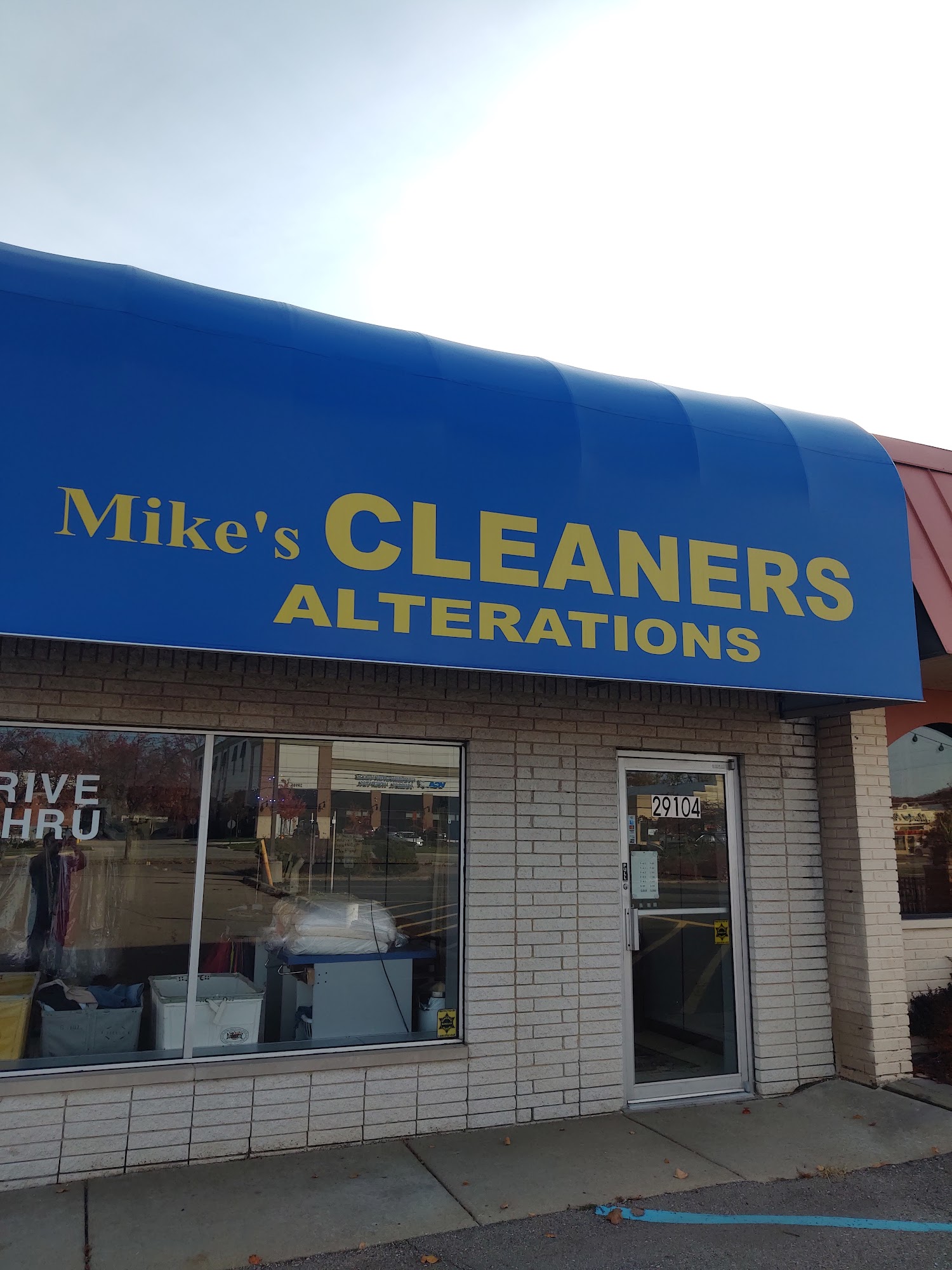 Mike's Dry Cleaners