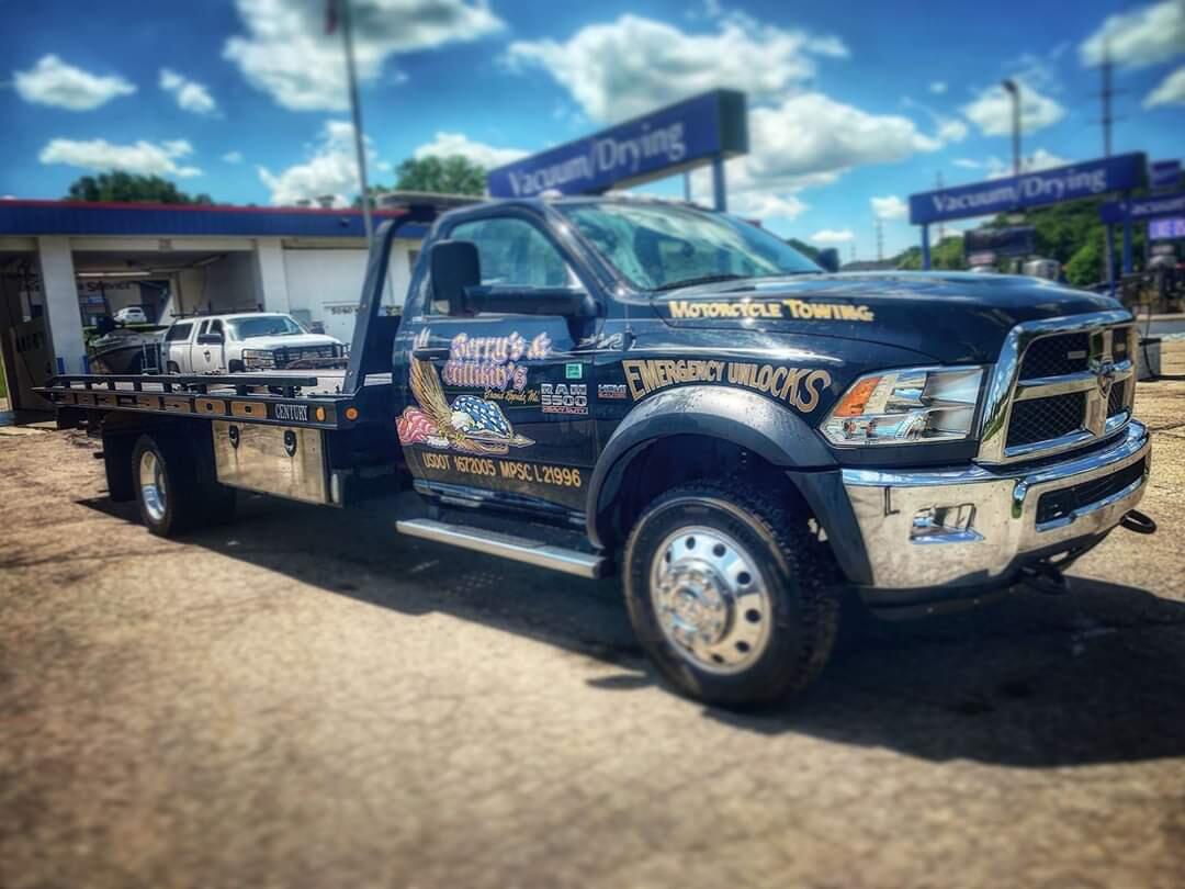 Berry's & Gillikin's Towing