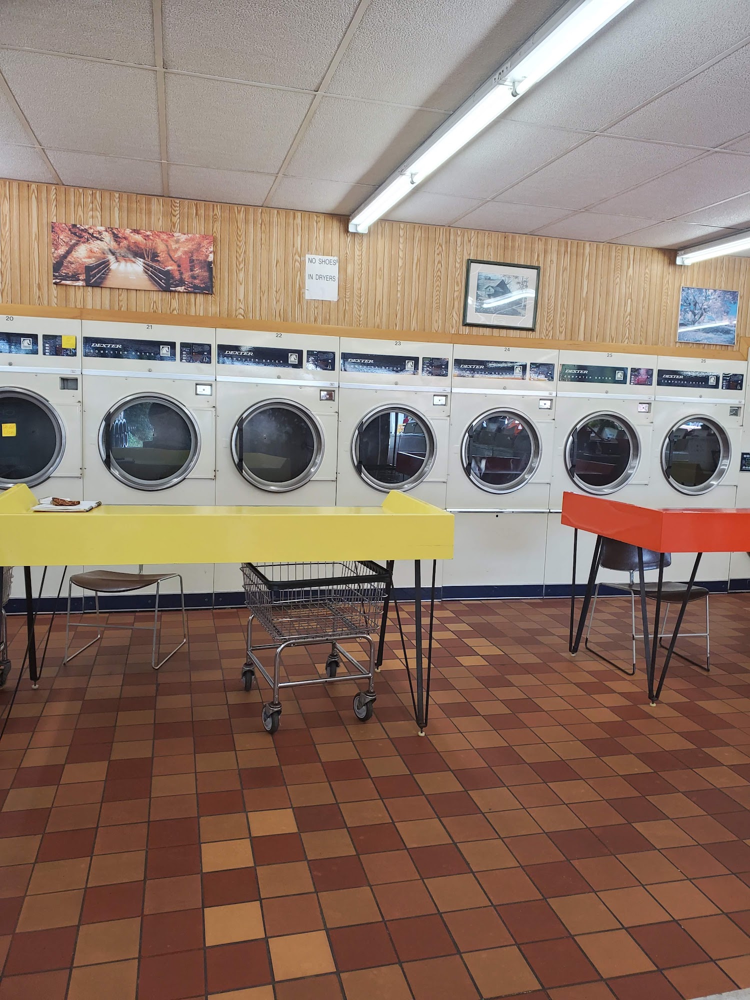 Michigan Street Laundromat