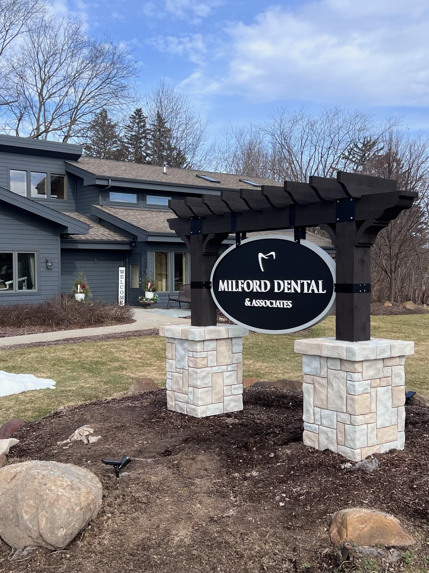 Milford Dental 192 Highland Rd, Highland Charter Michigan 48357