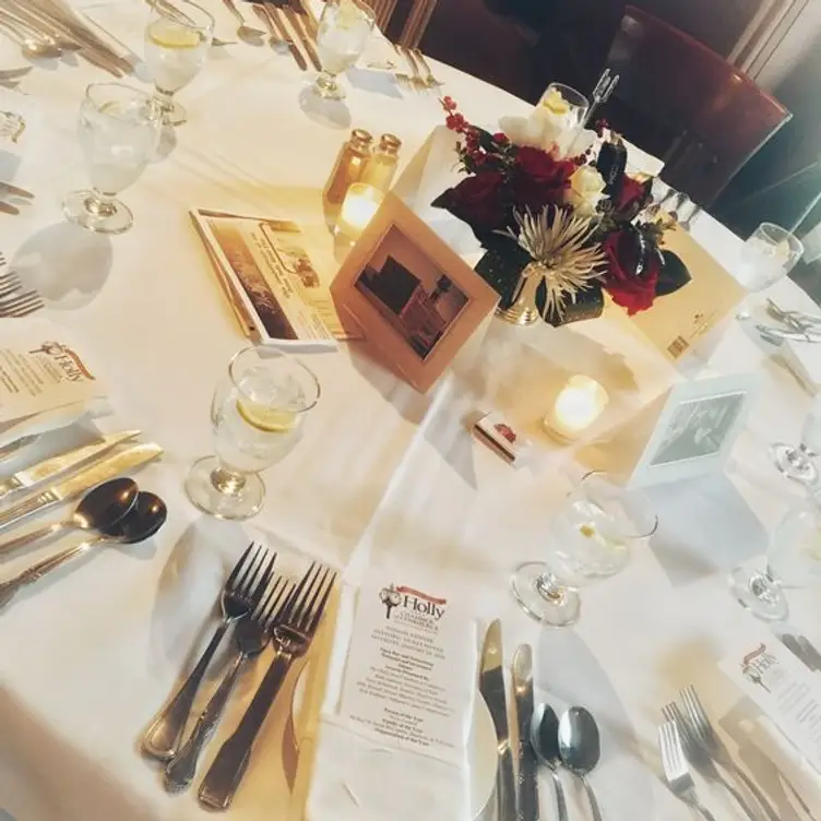 Photo credit: opentable