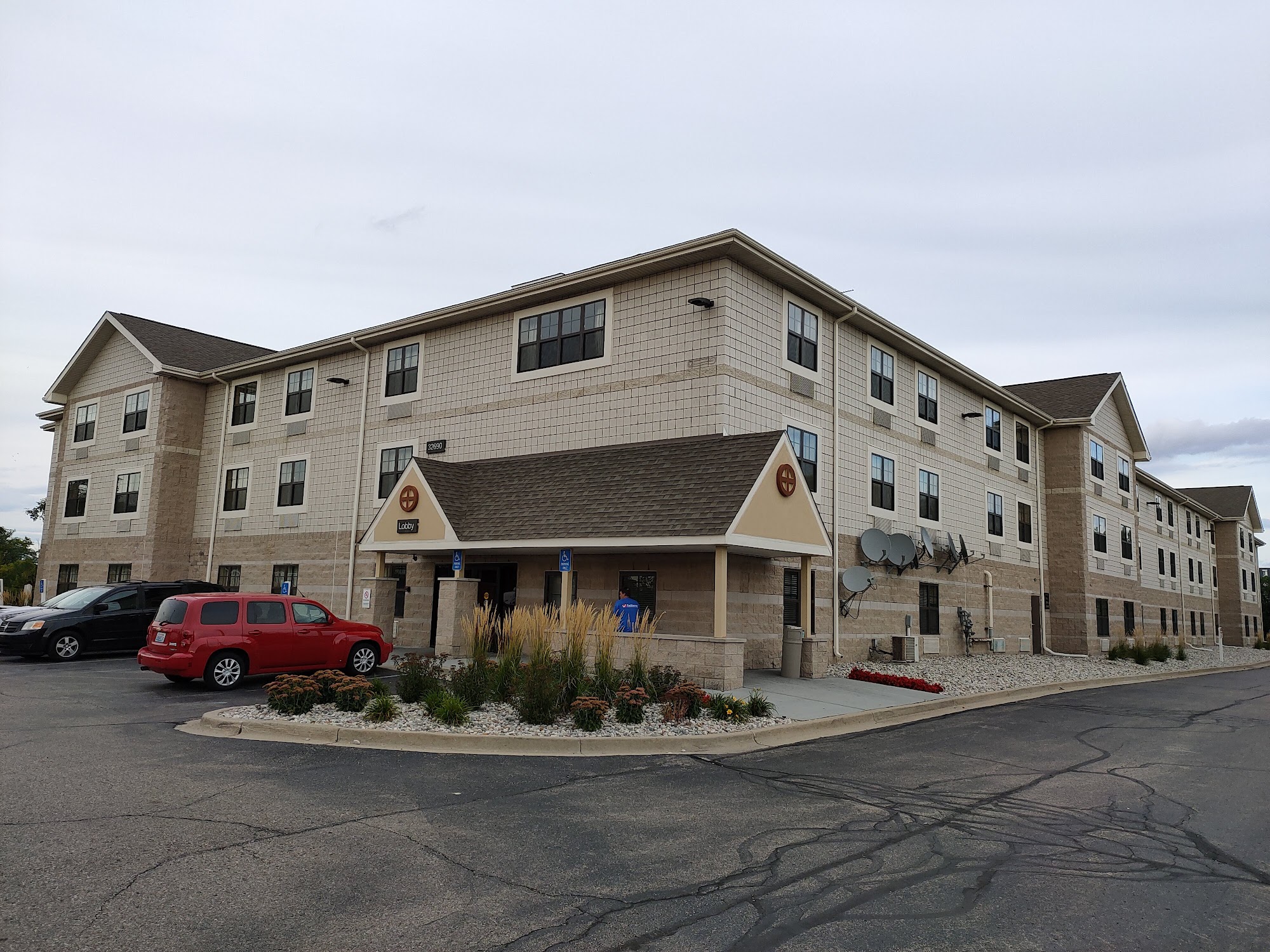 Extended Stay America - Detroit - Madison Heights