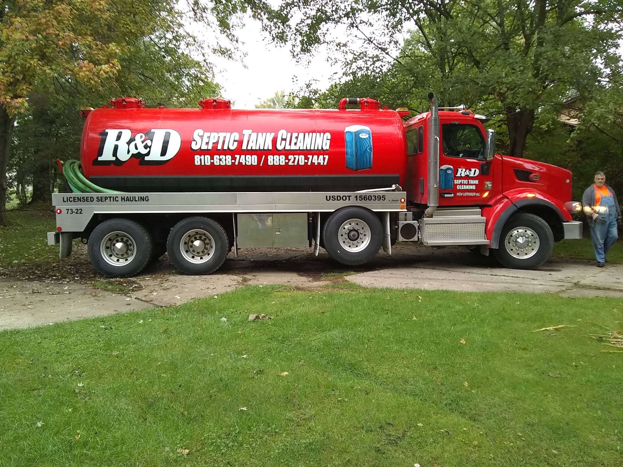 R & D Septic Tank Cleaning LLC 17504 E Rd, New Lothrop Michigan 48460