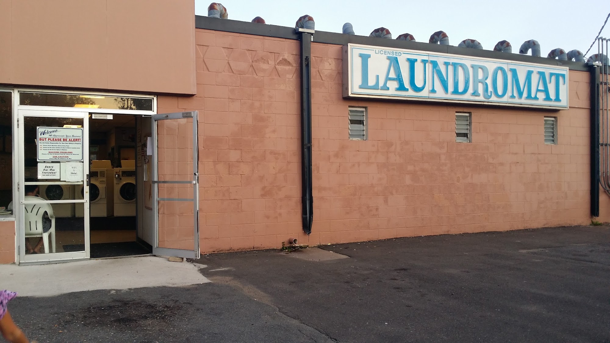 Champlin's Best Laundromat
