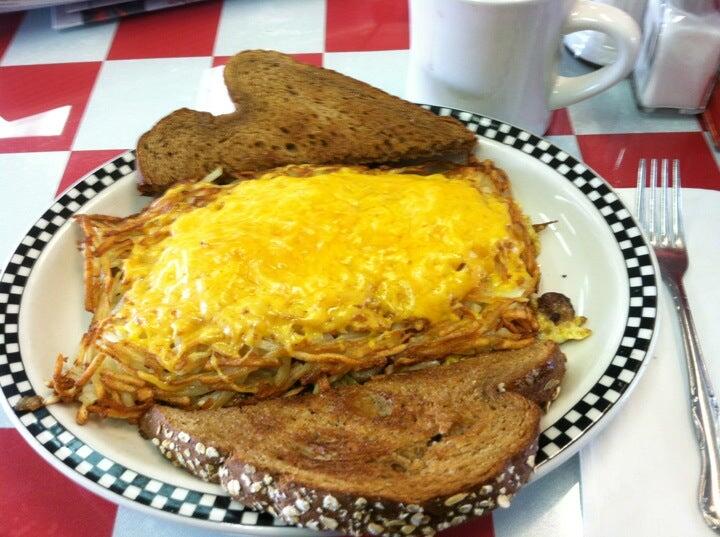 Junior's Cafe & Grill