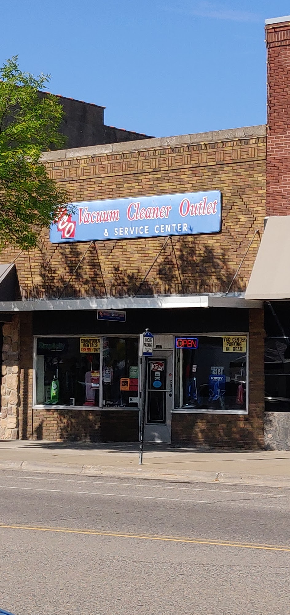 Vacuum Cleaner Outlet & Service Center