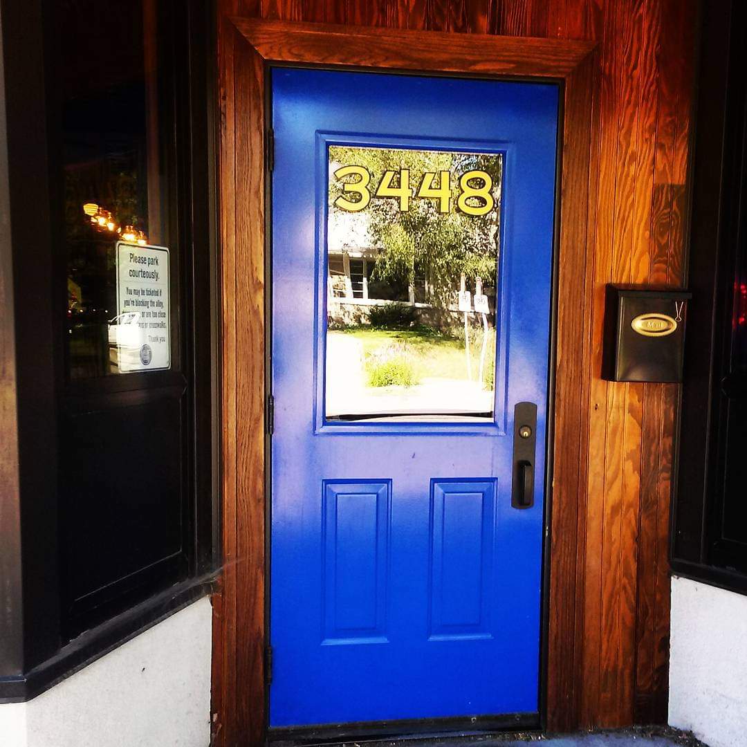 Blue Door Pub Longfellow