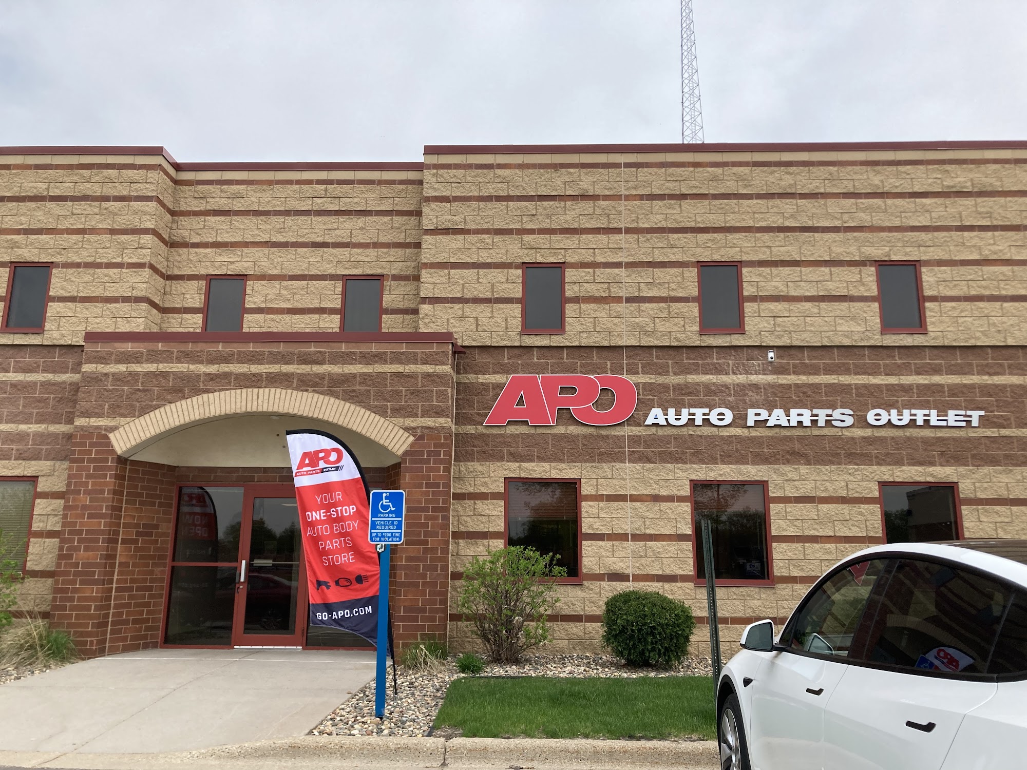 Auto Parts Outlet - Minneapolis