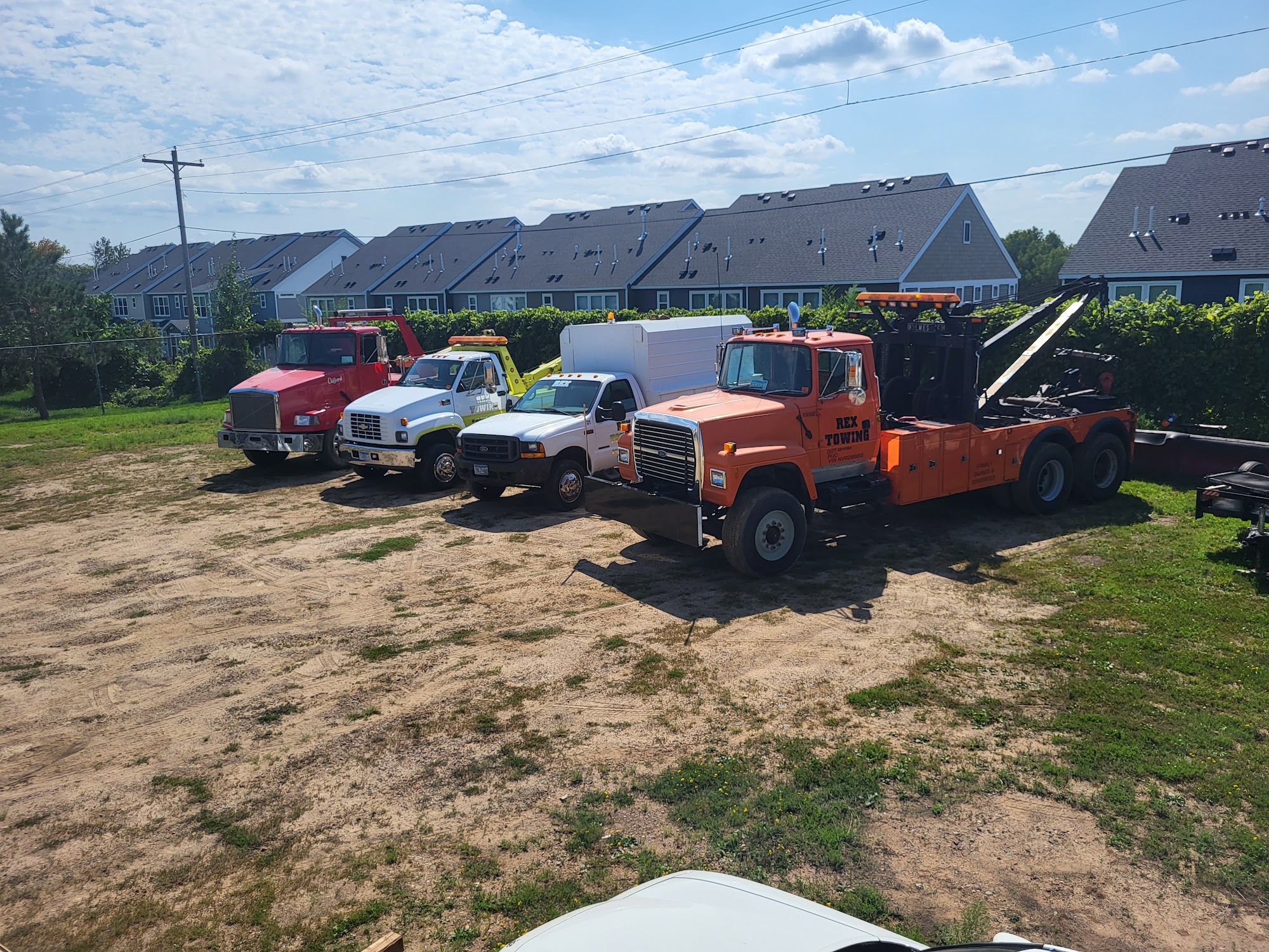 REX TOWING AND RECOVERY- HEAVY AND LIGHT DUTY