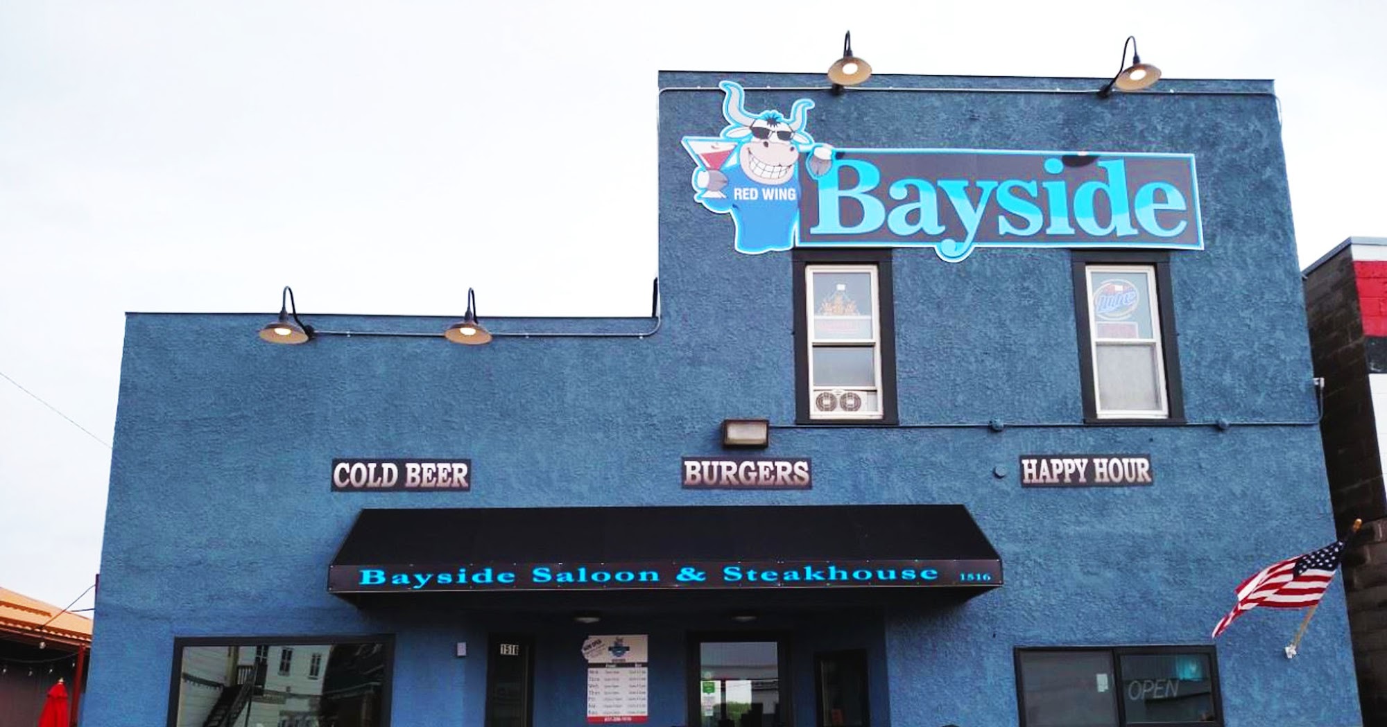 Bayside Saloon & Grill