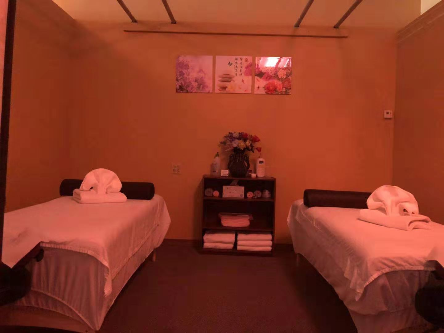 New Oriental Massage 4088 Lakeland Avenue North, Robbinsdale Minnesota 55422