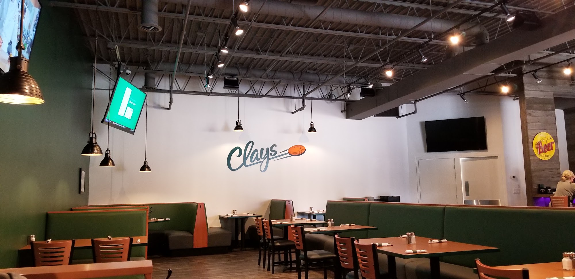 Clays Bar and Grill