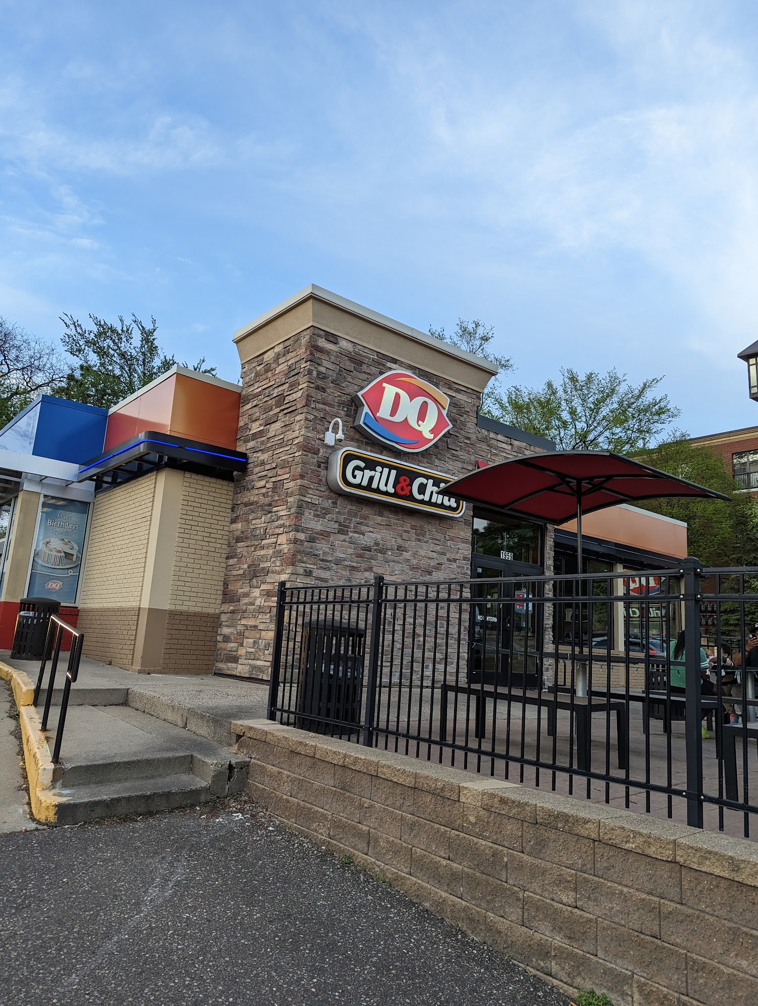 Dairy Queen Grill & Chill