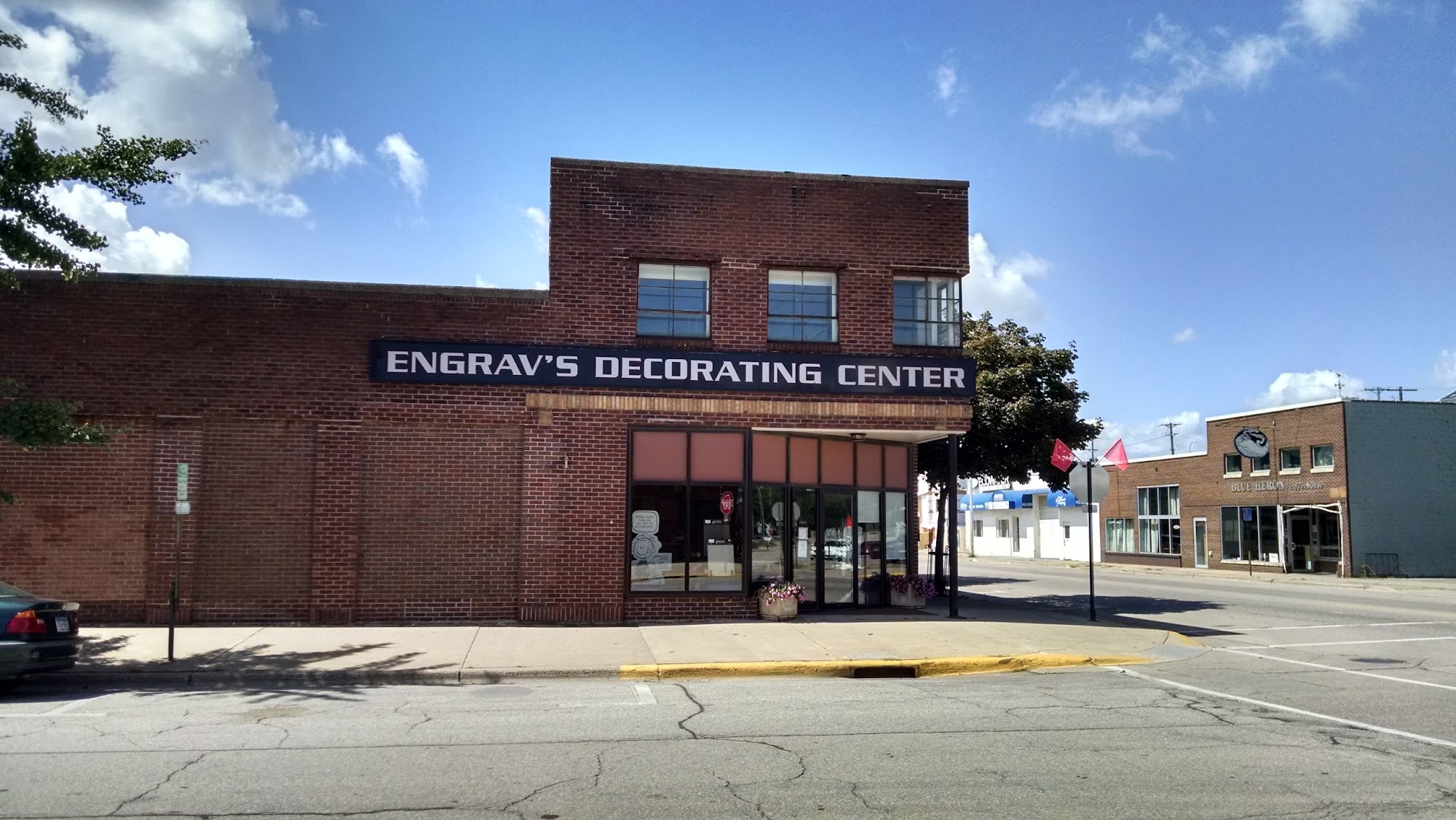 Engrav's Decorating Center