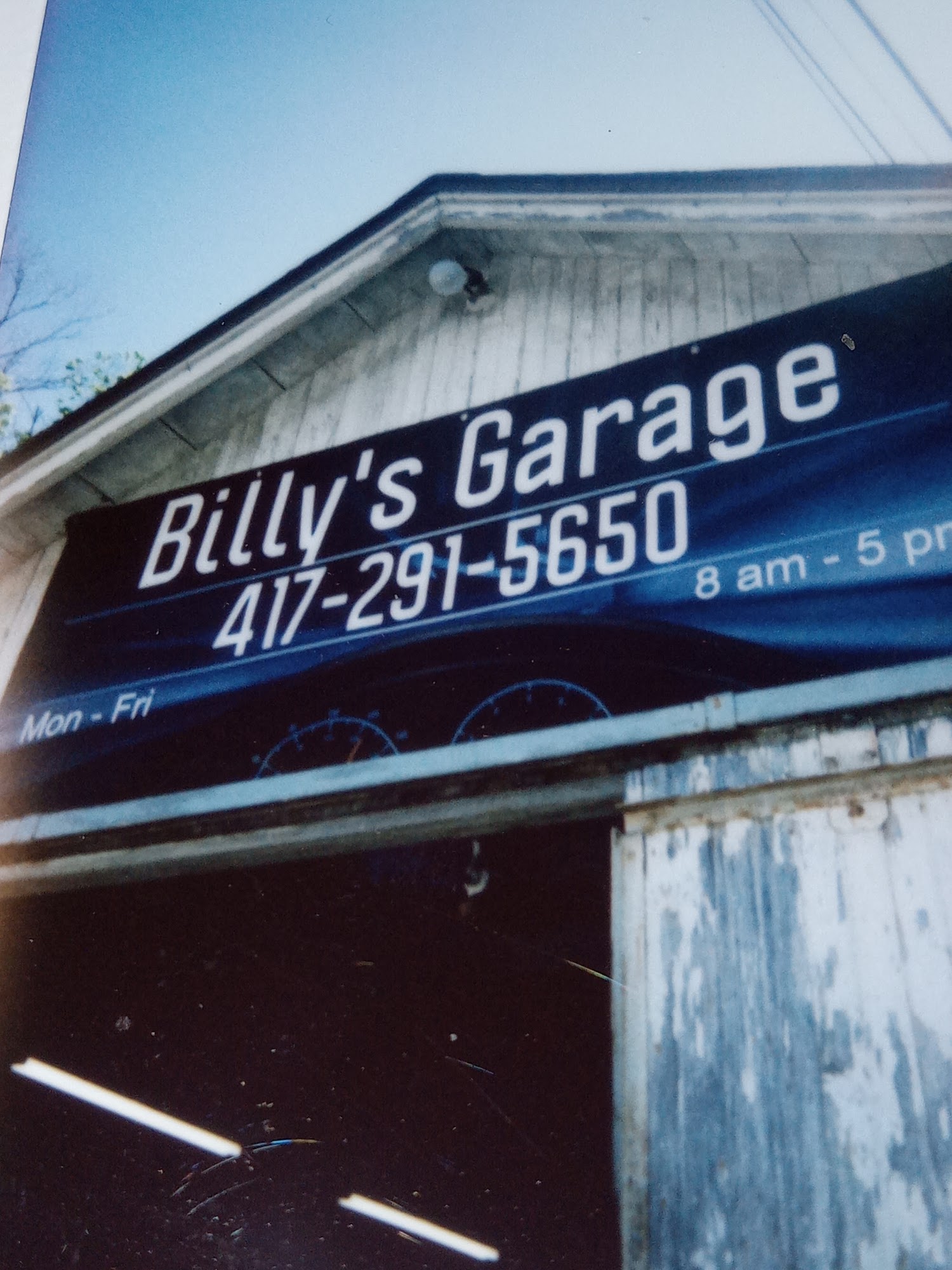 Billy's Garage
