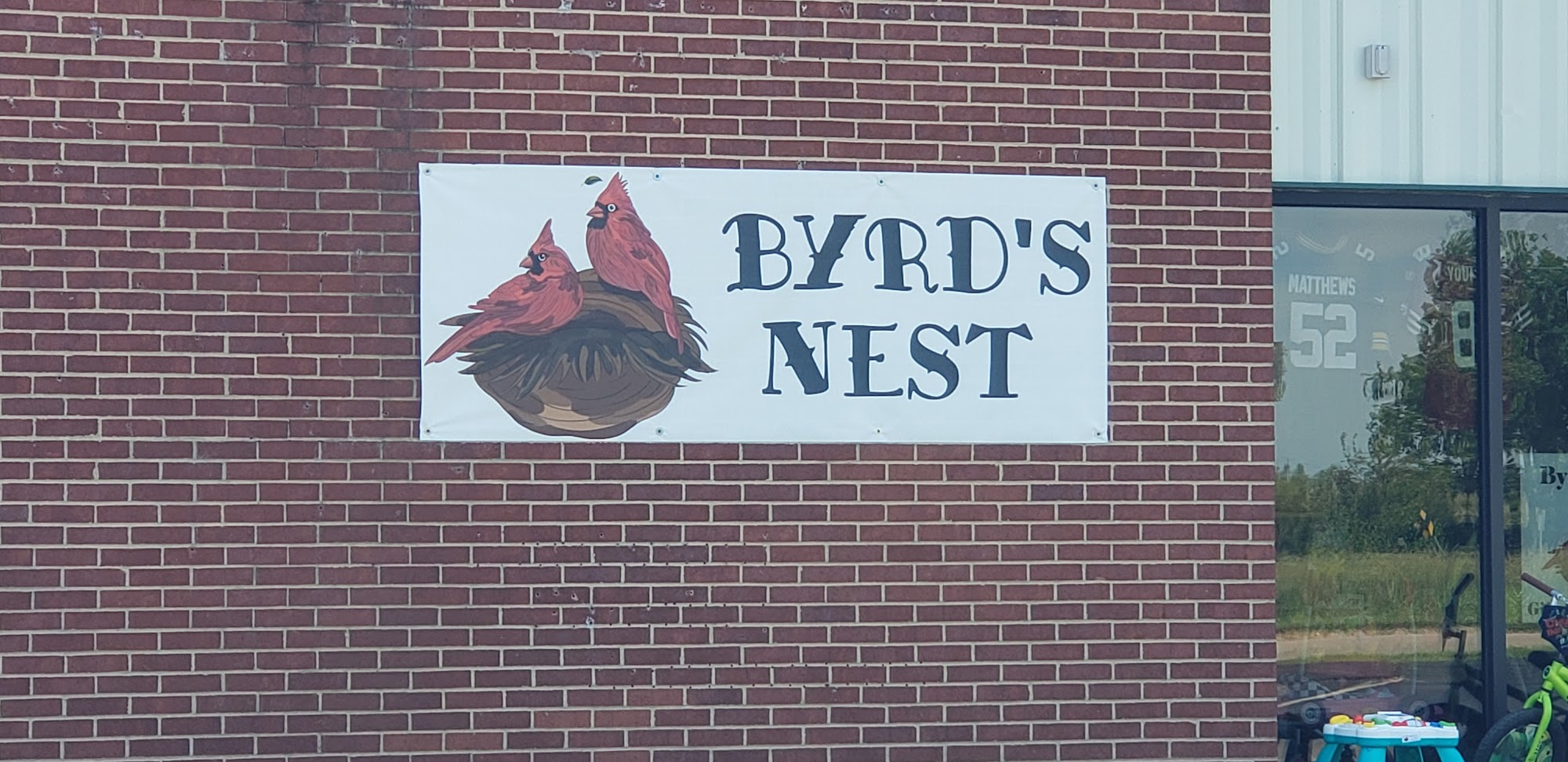 Byrd's Nest LLC. Gift & Resale Shop