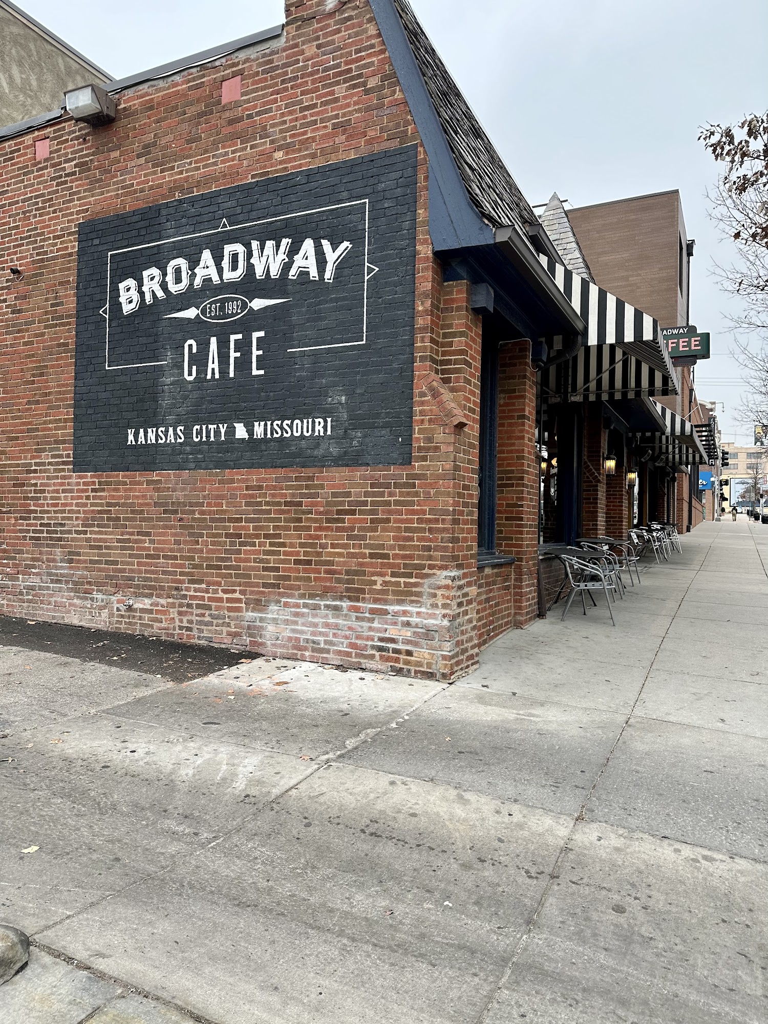 Broadway Café