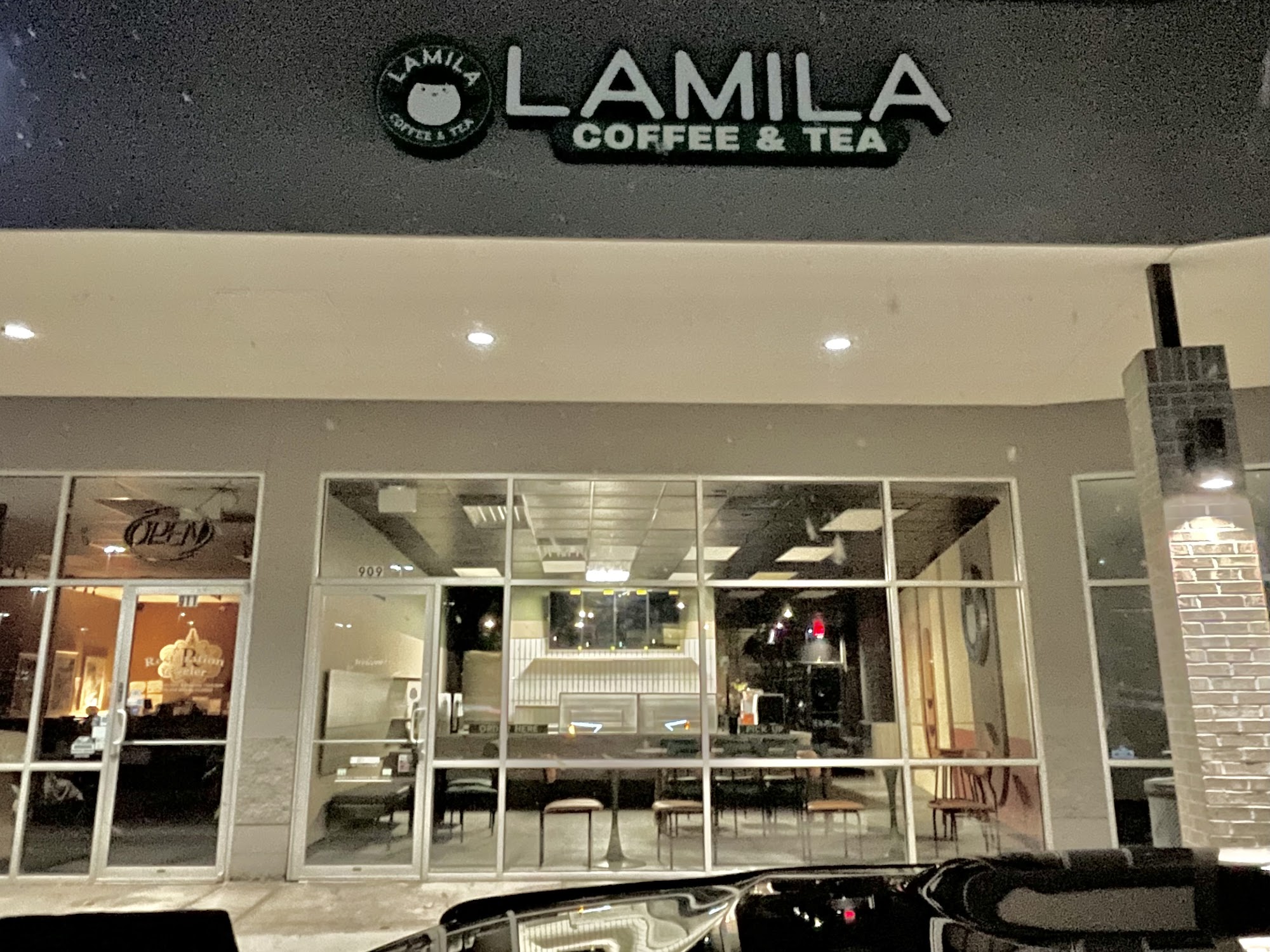 LaMila Cafe