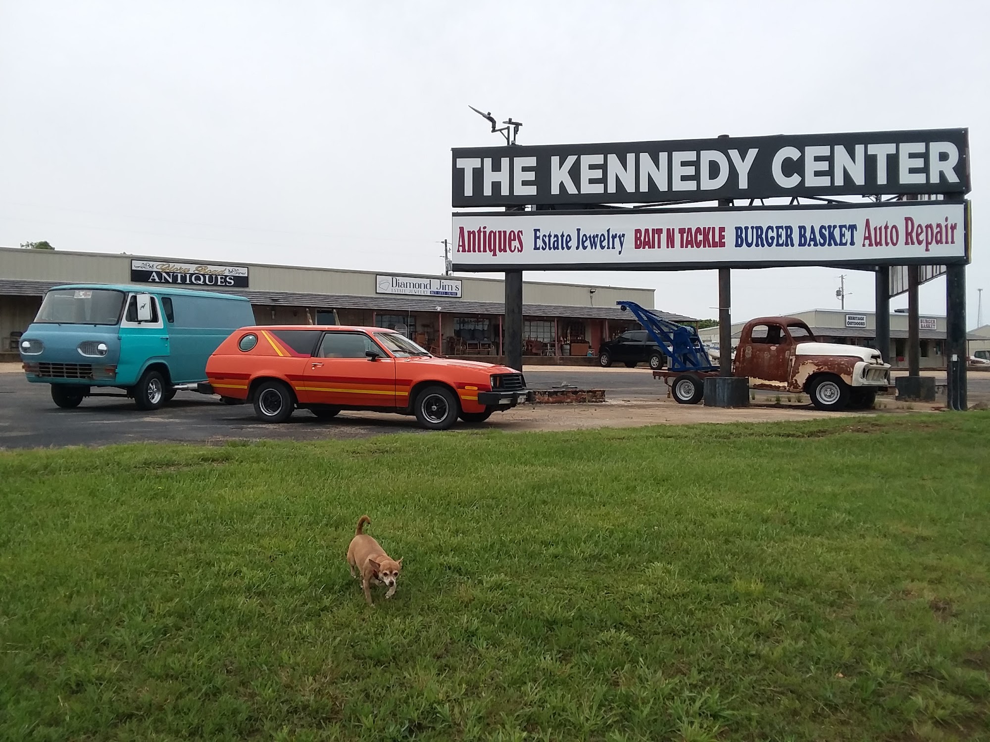 Kennedy's Garage 6410 US-54, Macks Creek Missouri 65786