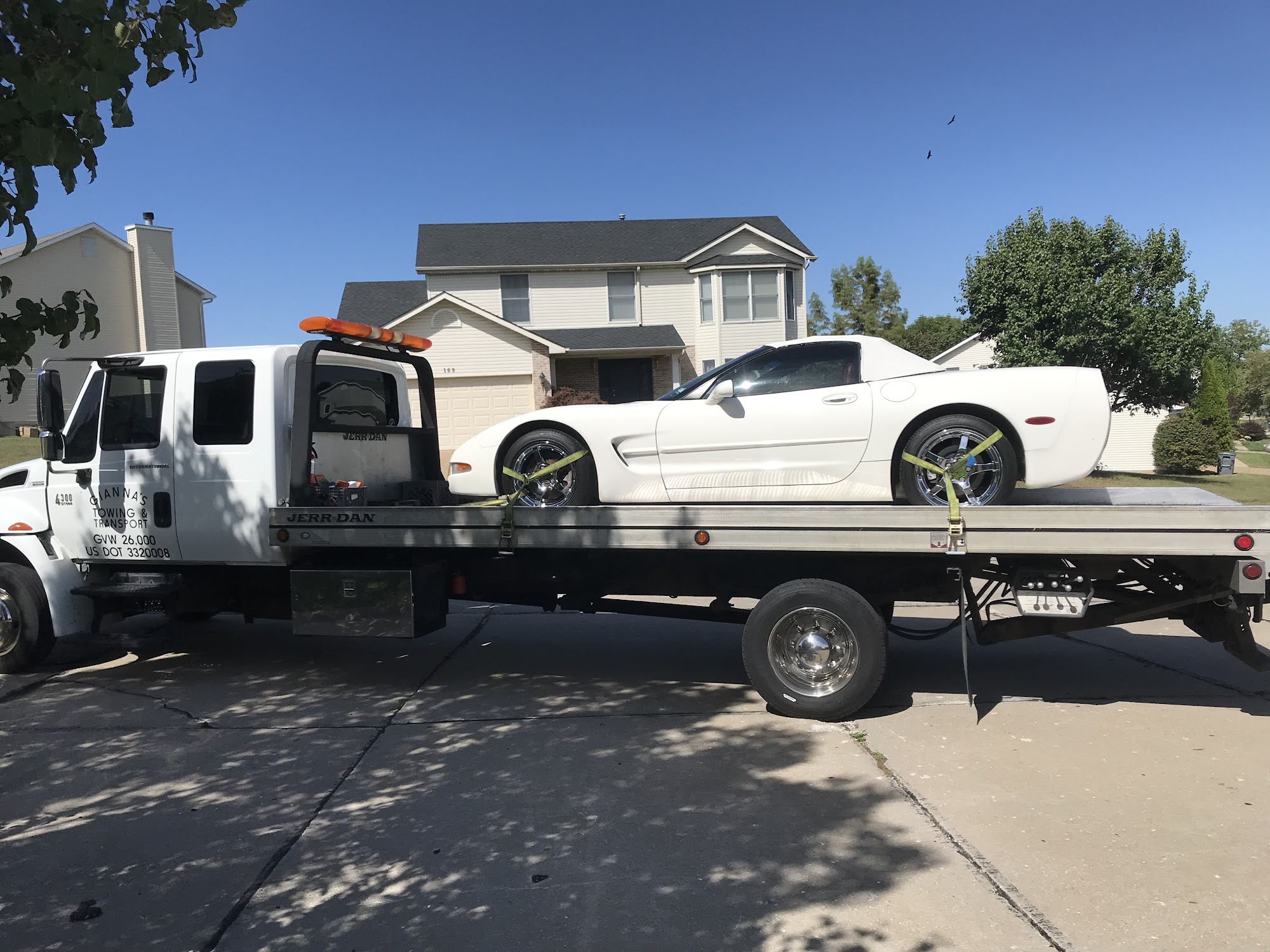 Gianna's Towing 2020 State Hwy K, O'Fallon, MO 63368