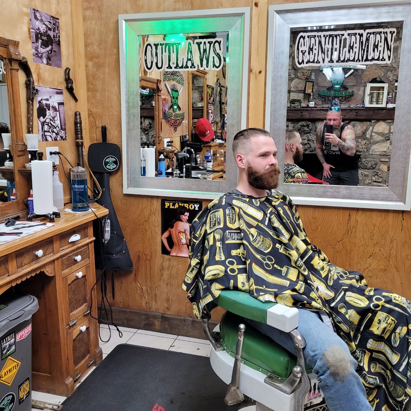 Hollow Cove Barber Shop
