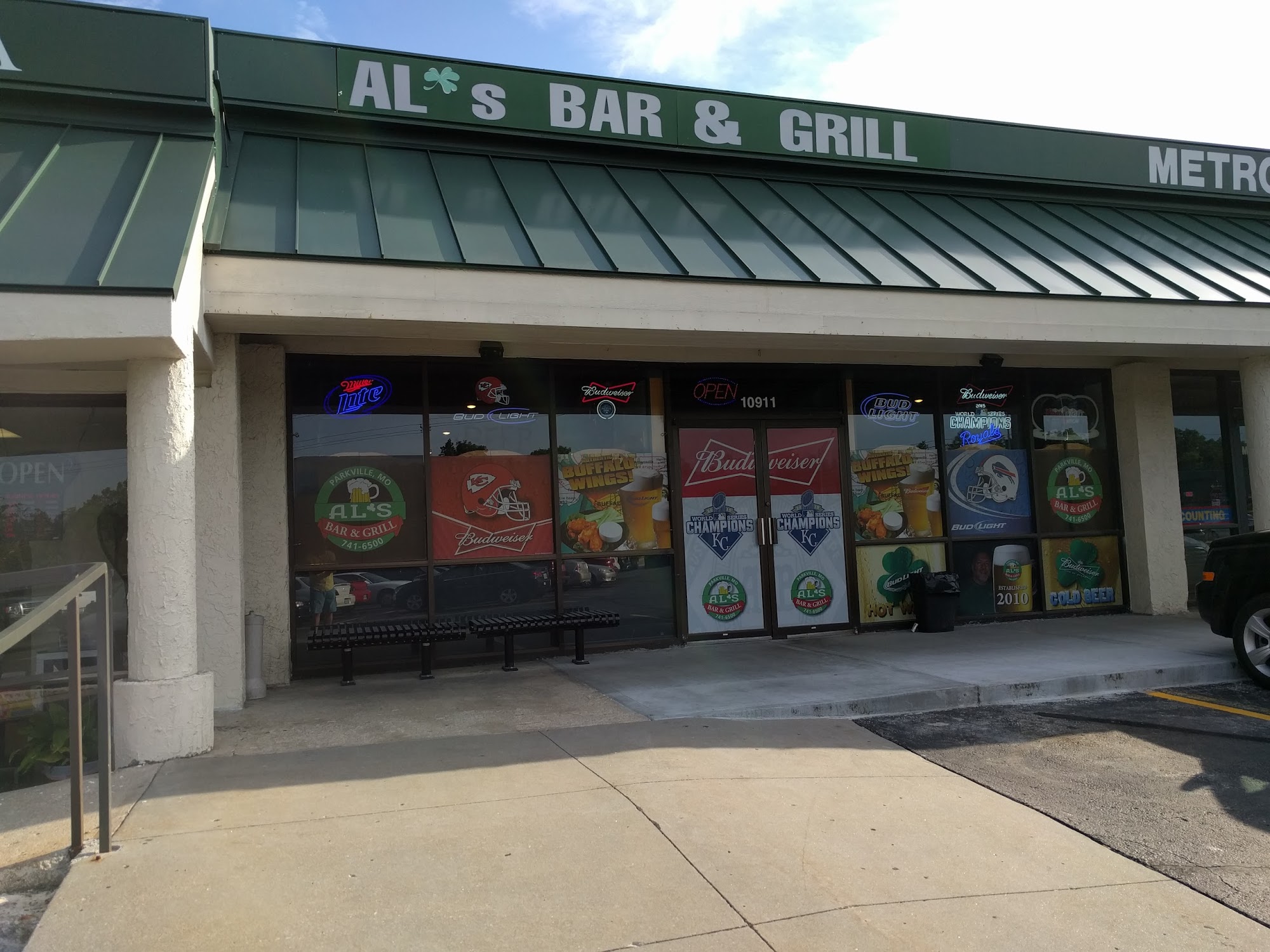 Al's Bar & Grill