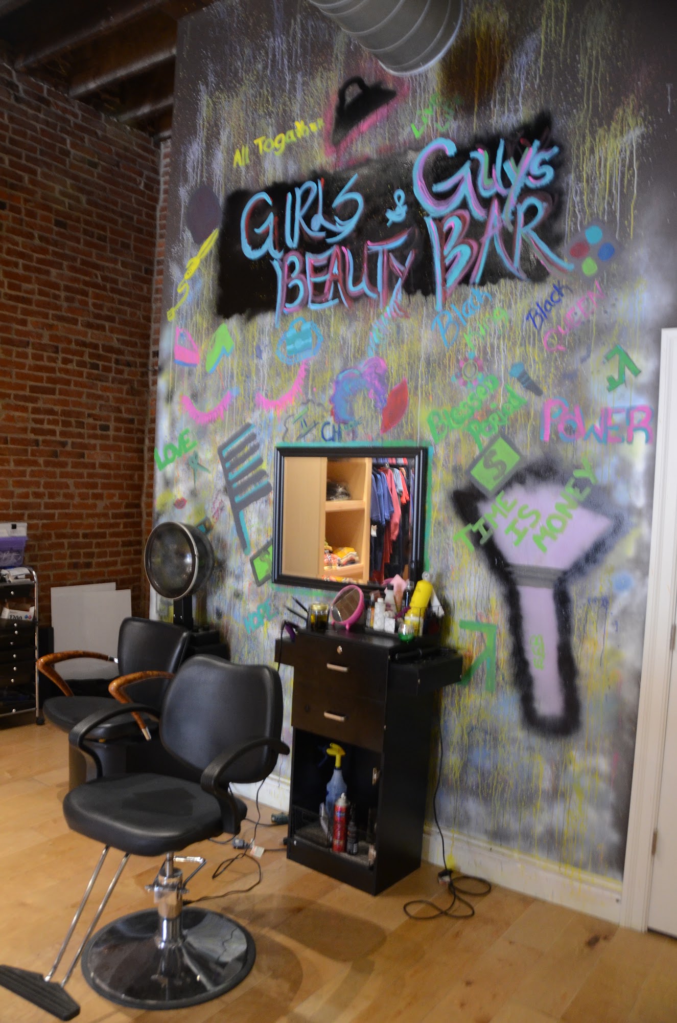 Graffiti Girls Boutique