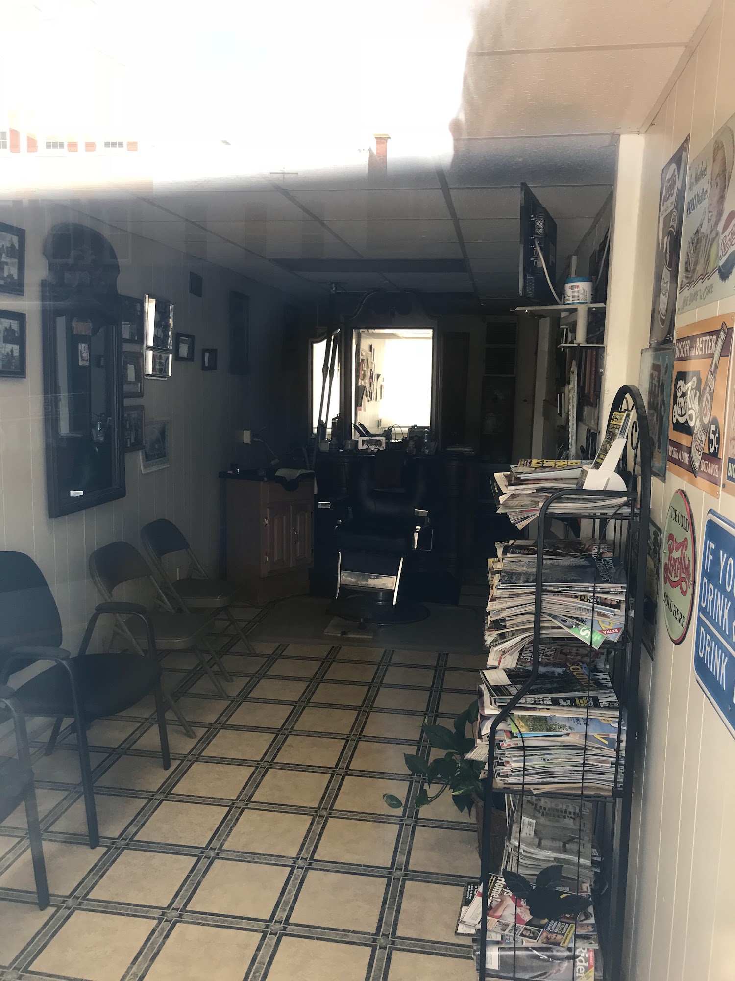 Doods Barber Shop 114 E Main St, Warrenton Missouri 63383
