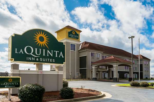 La Quinta Inn & Suites by Wyndham Canton MS