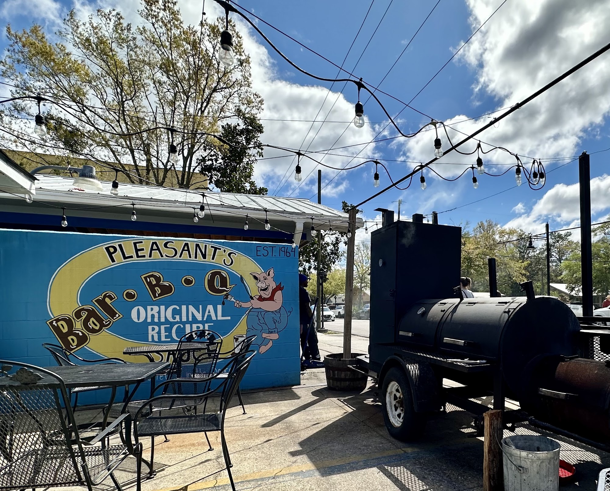 Pleasant's BBQ Ocean Springs