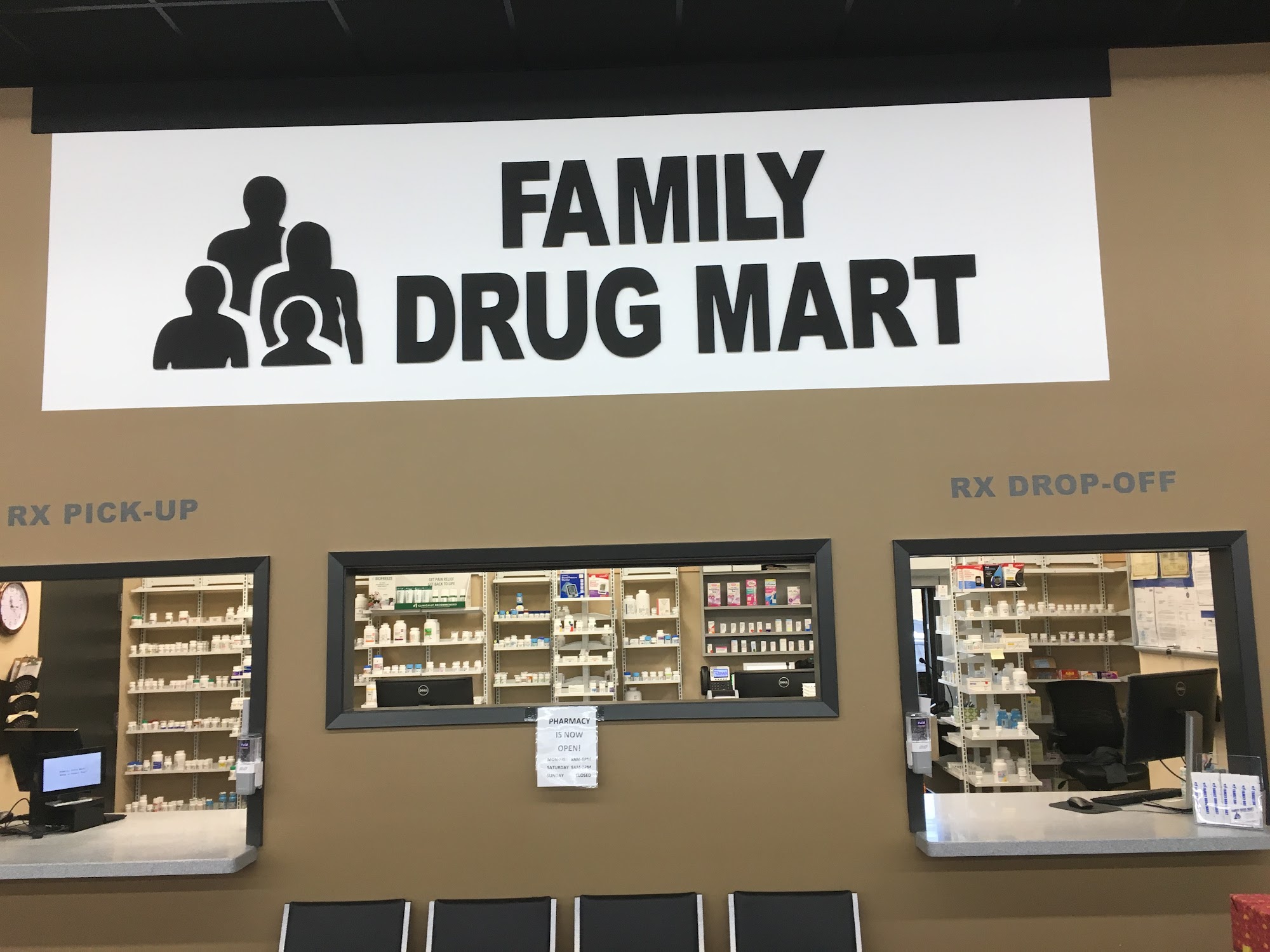 Family Drug Mart (Poplarville, MS) Inside Ramey's
