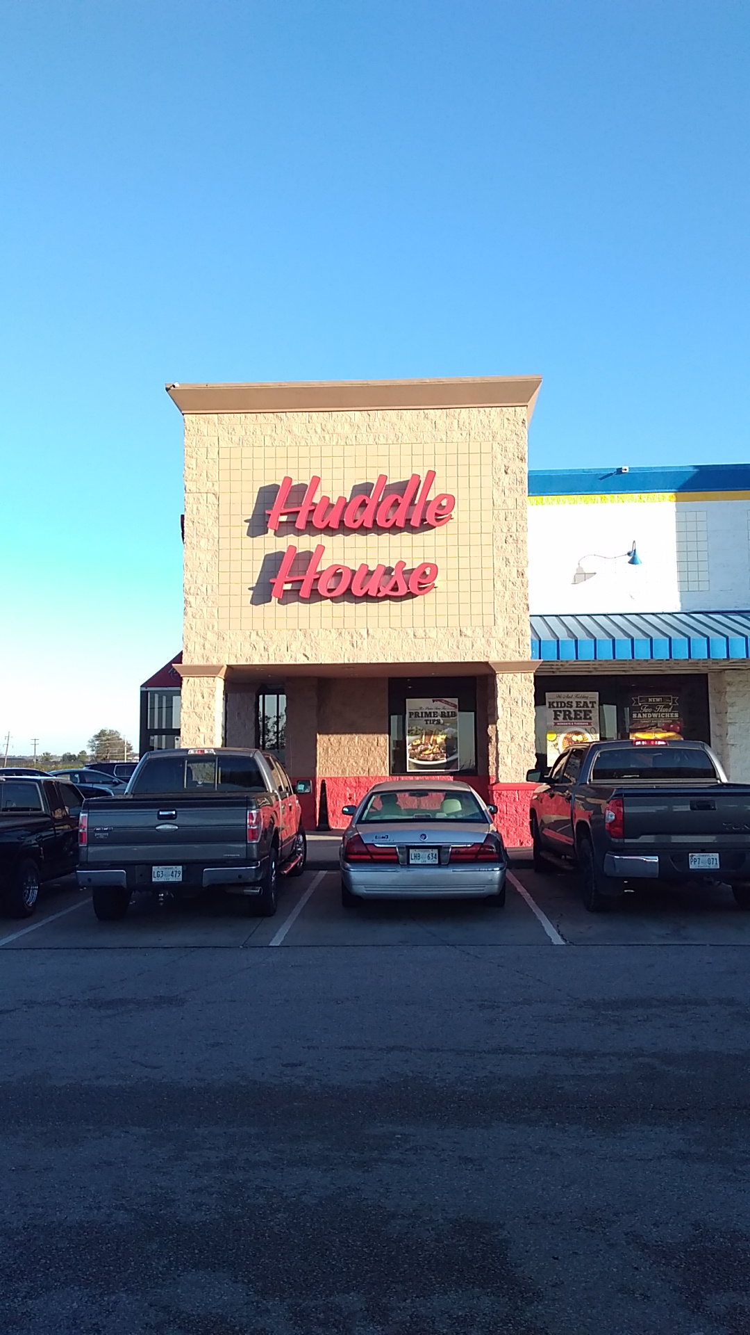 Huddle House