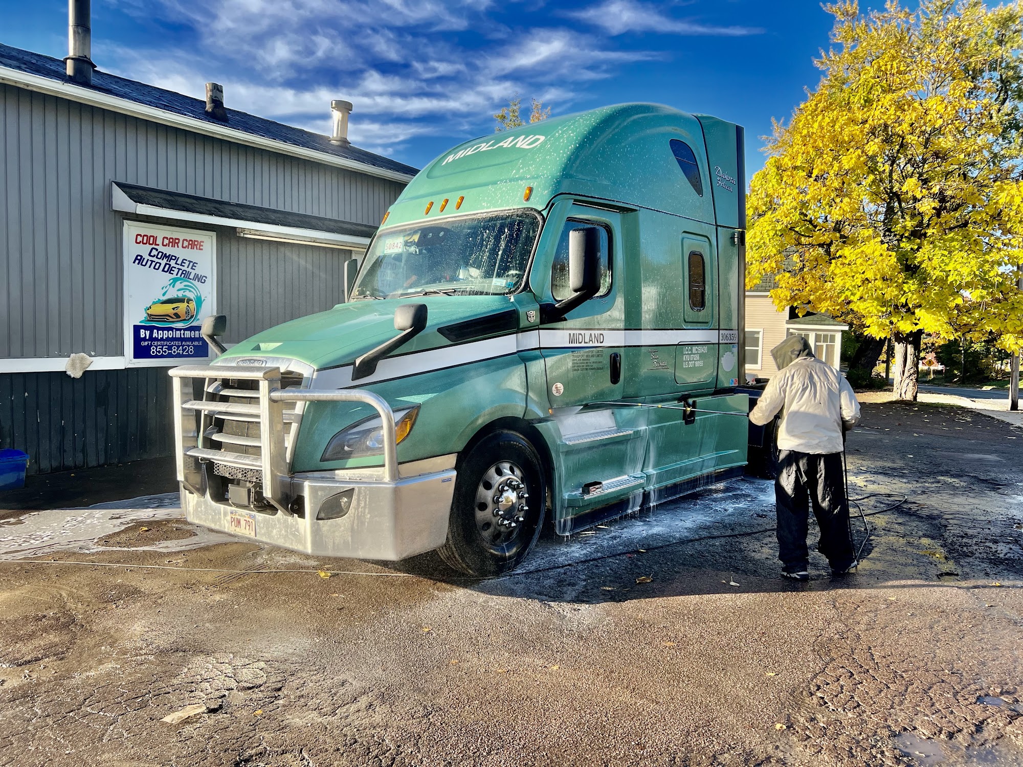 Elmwood Car & Truck Wash