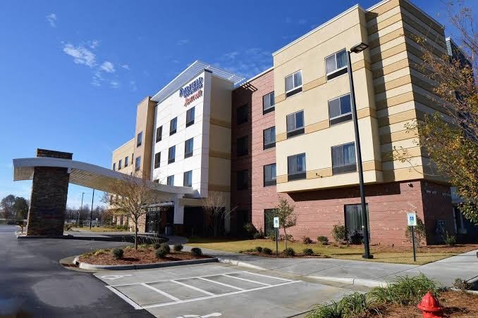 Fairfield Inn & Suites by Marriott Dunn I-95