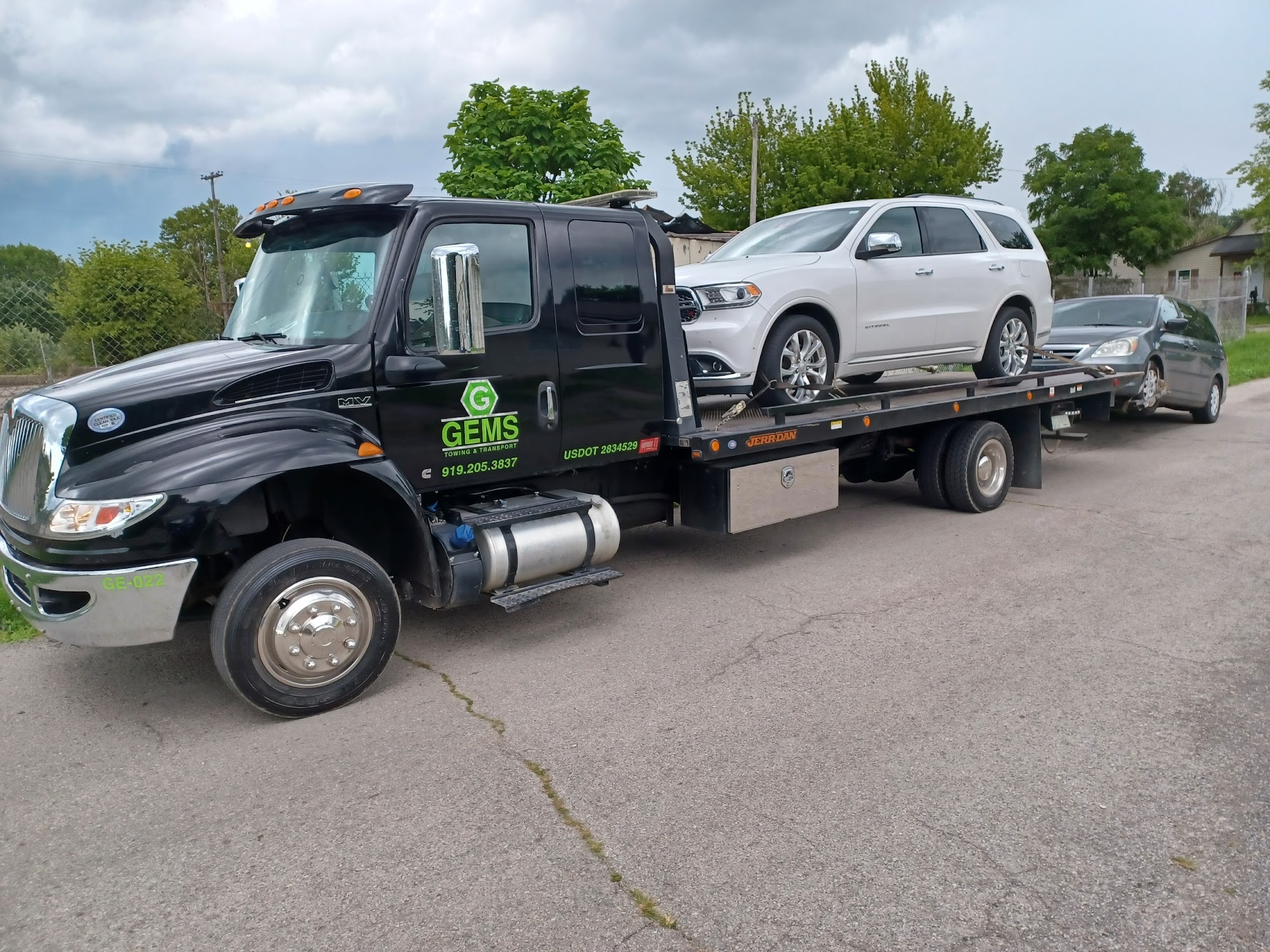Gems Towing and Transport