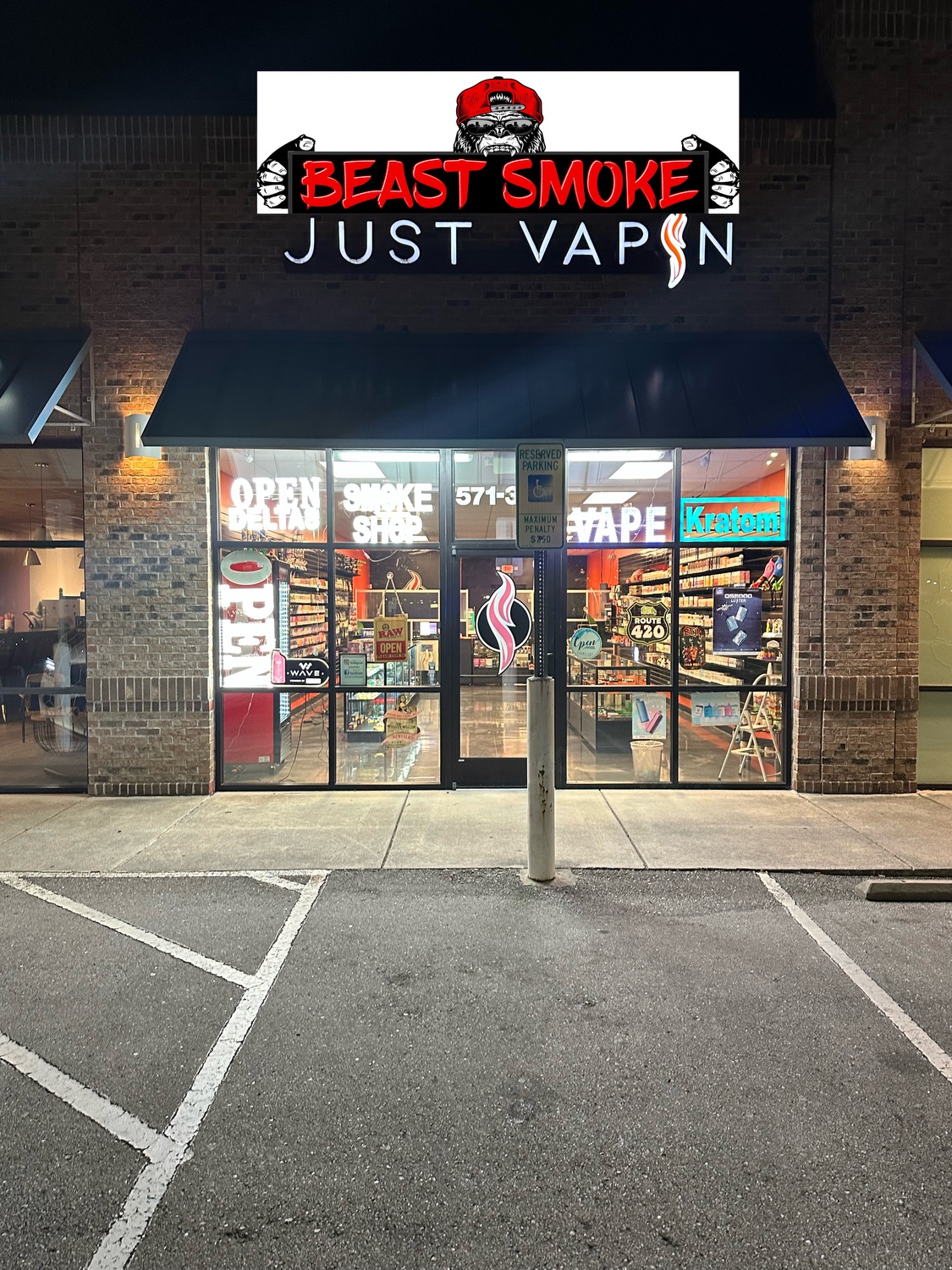 Just Vapin / Beast smoke - Smoke shop CBD
