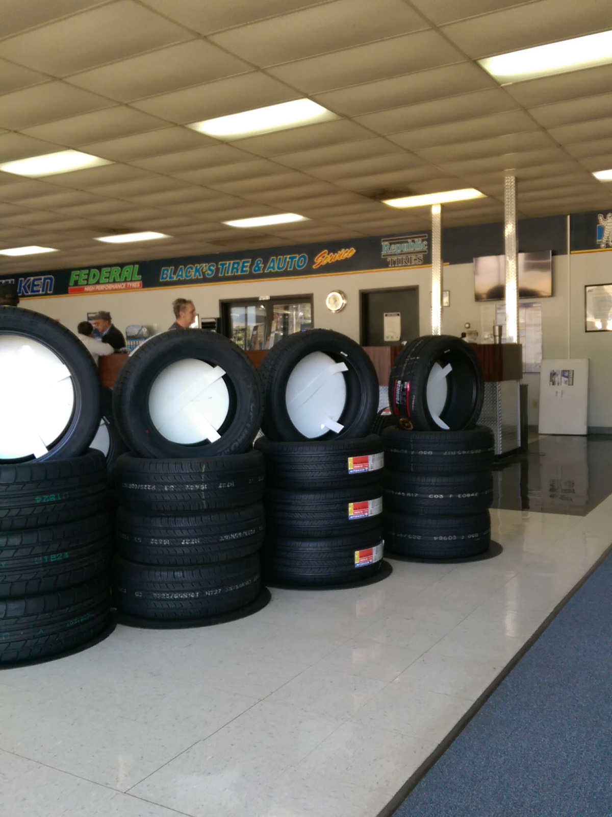 Black's Tire & Auto Service