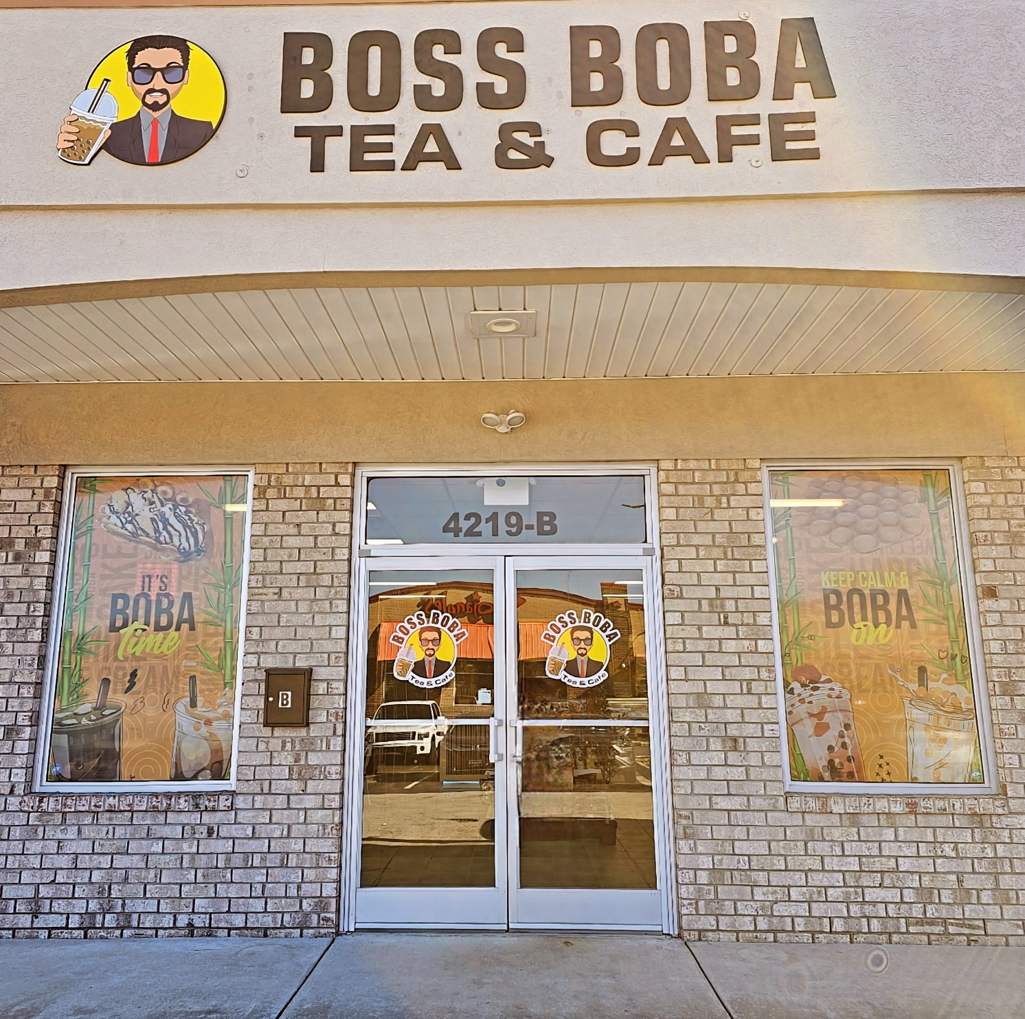 Boss Boba Tea & Cafe