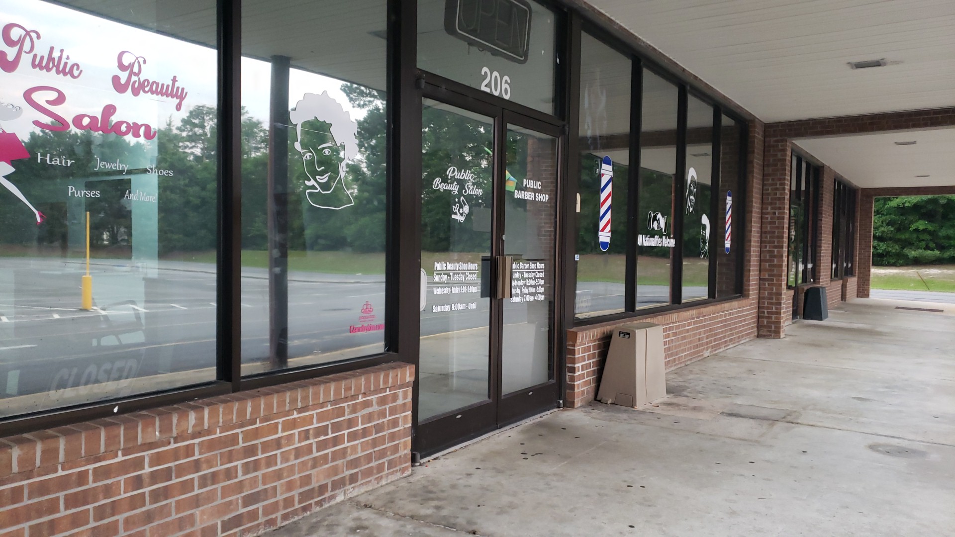 Public Barber Shop & Beauty 220 W Dr Martin L King Jr Blvd, Roseboro North Carolina 28382