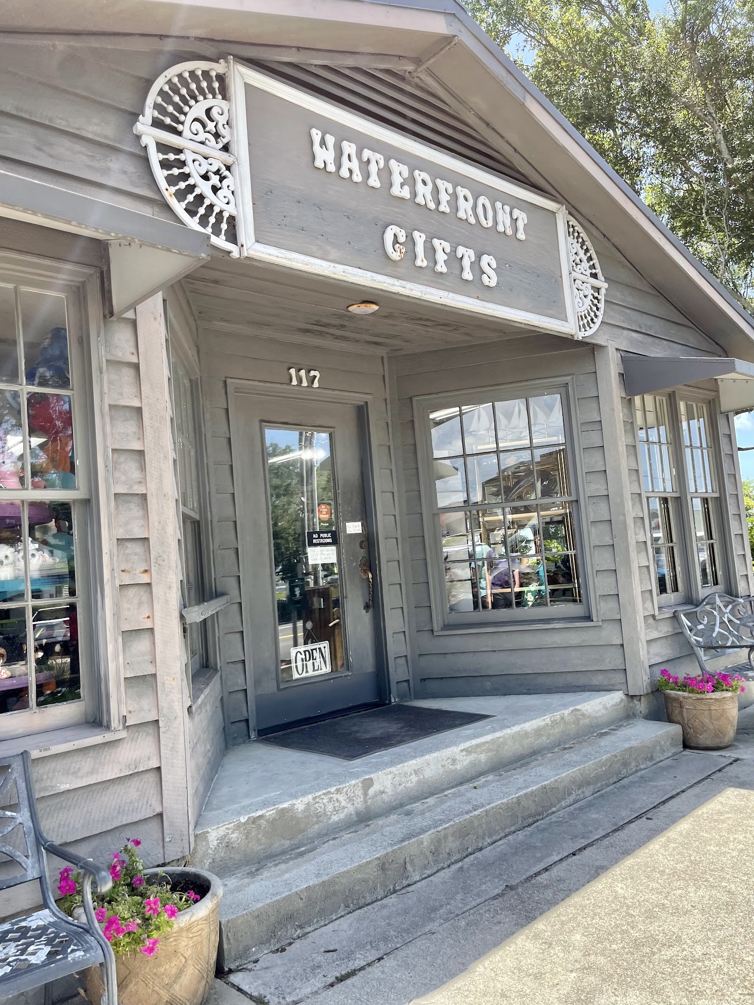 Waterfront Gifts & Antiques