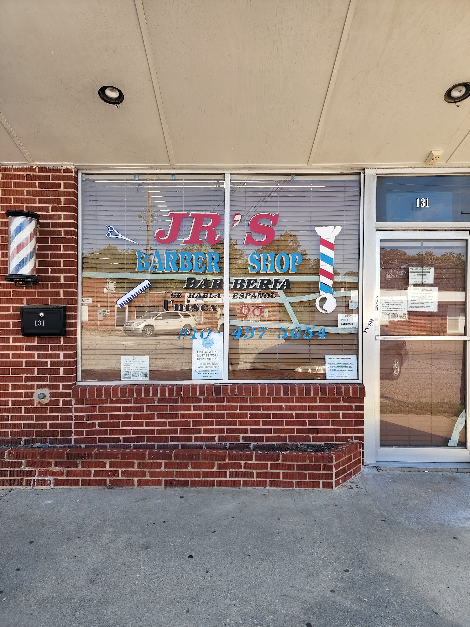 J R's Barber Shop 131 N Main St, Spring Lake North Carolina 28390
