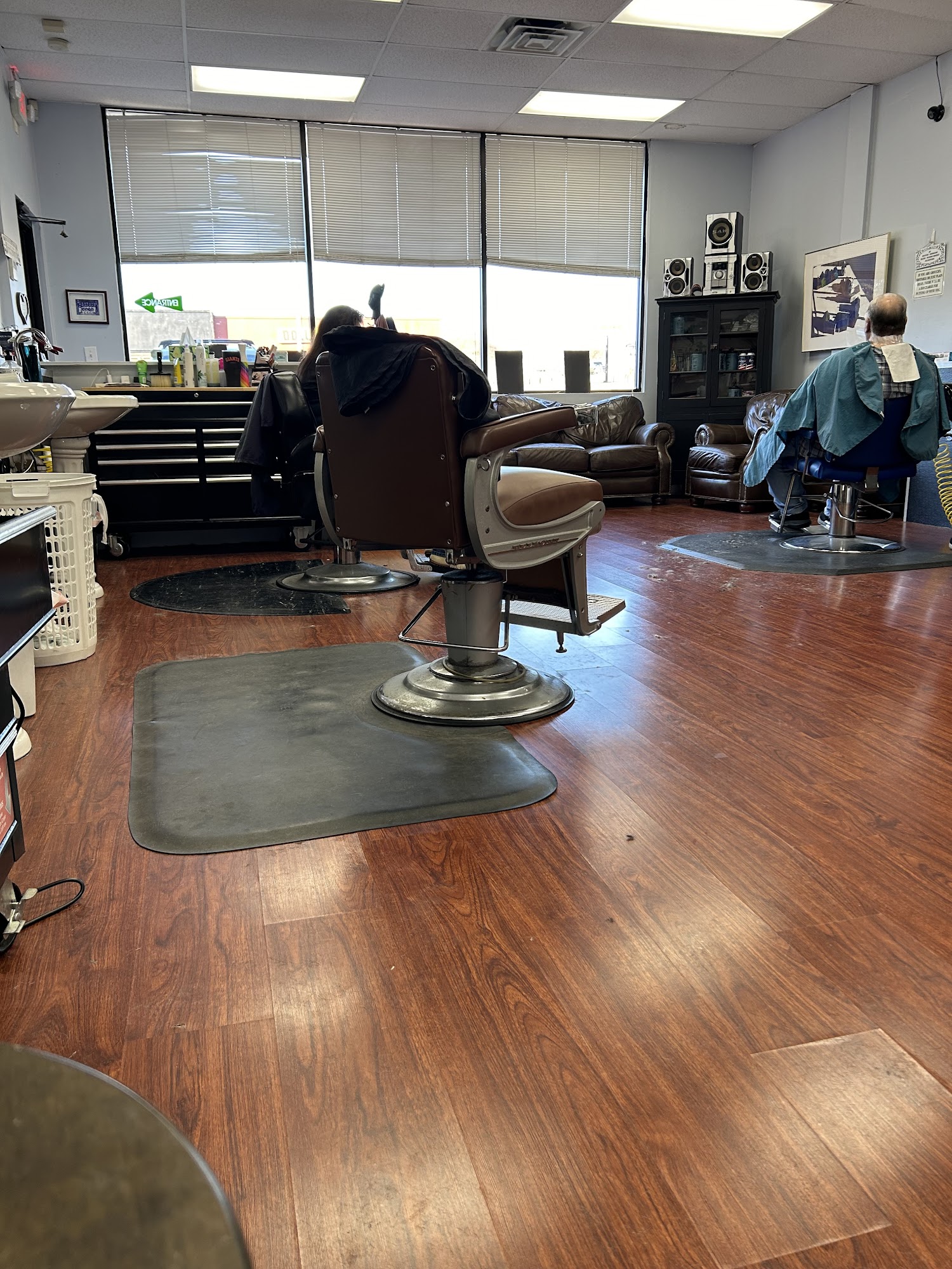 Town & Country Barber Shop