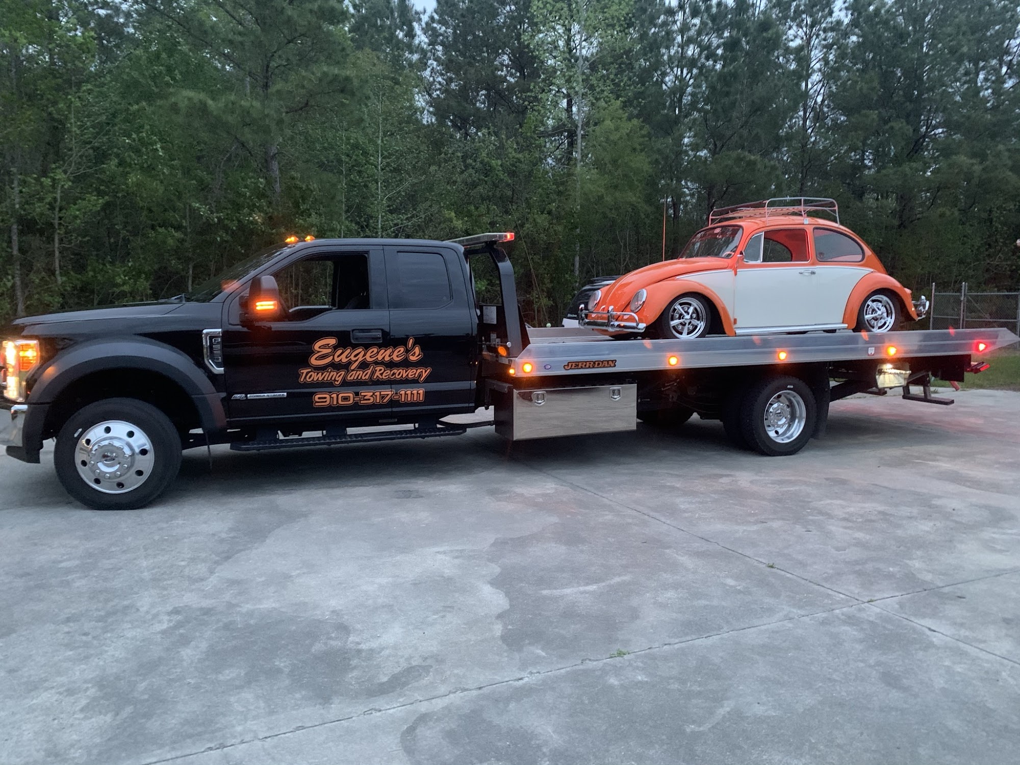 Eugene's Towing & Recovery