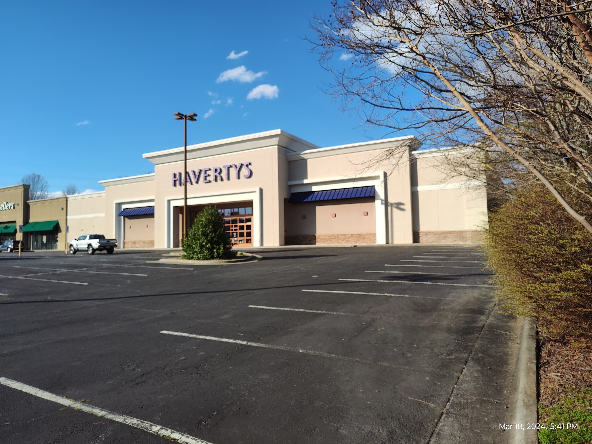 Havertys Furniture