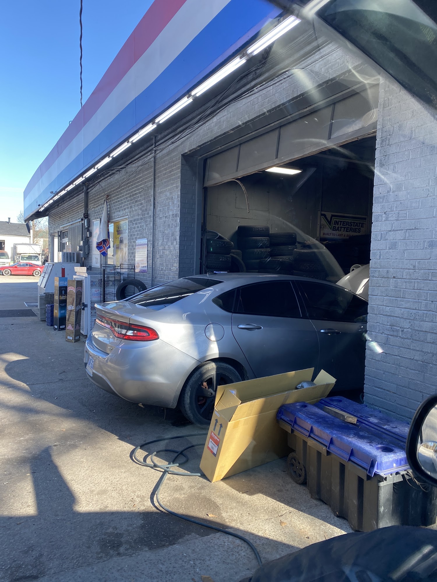 Reyes Auto Repair shop