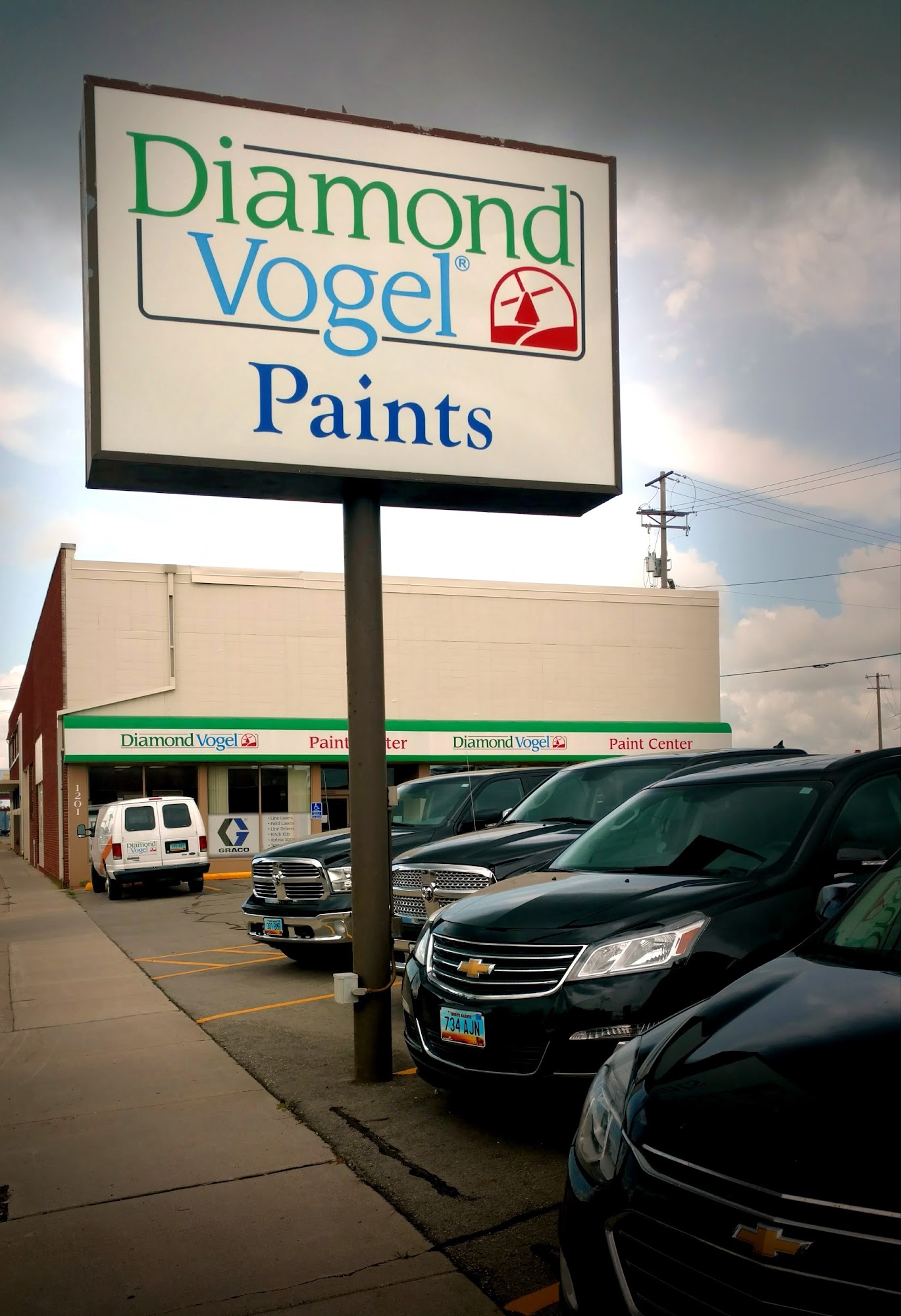 Diamond Vogel Paint Store