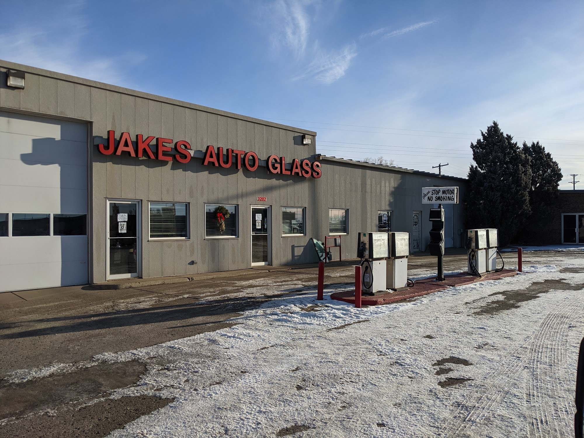 Jakes Auto Glass - Mandan
