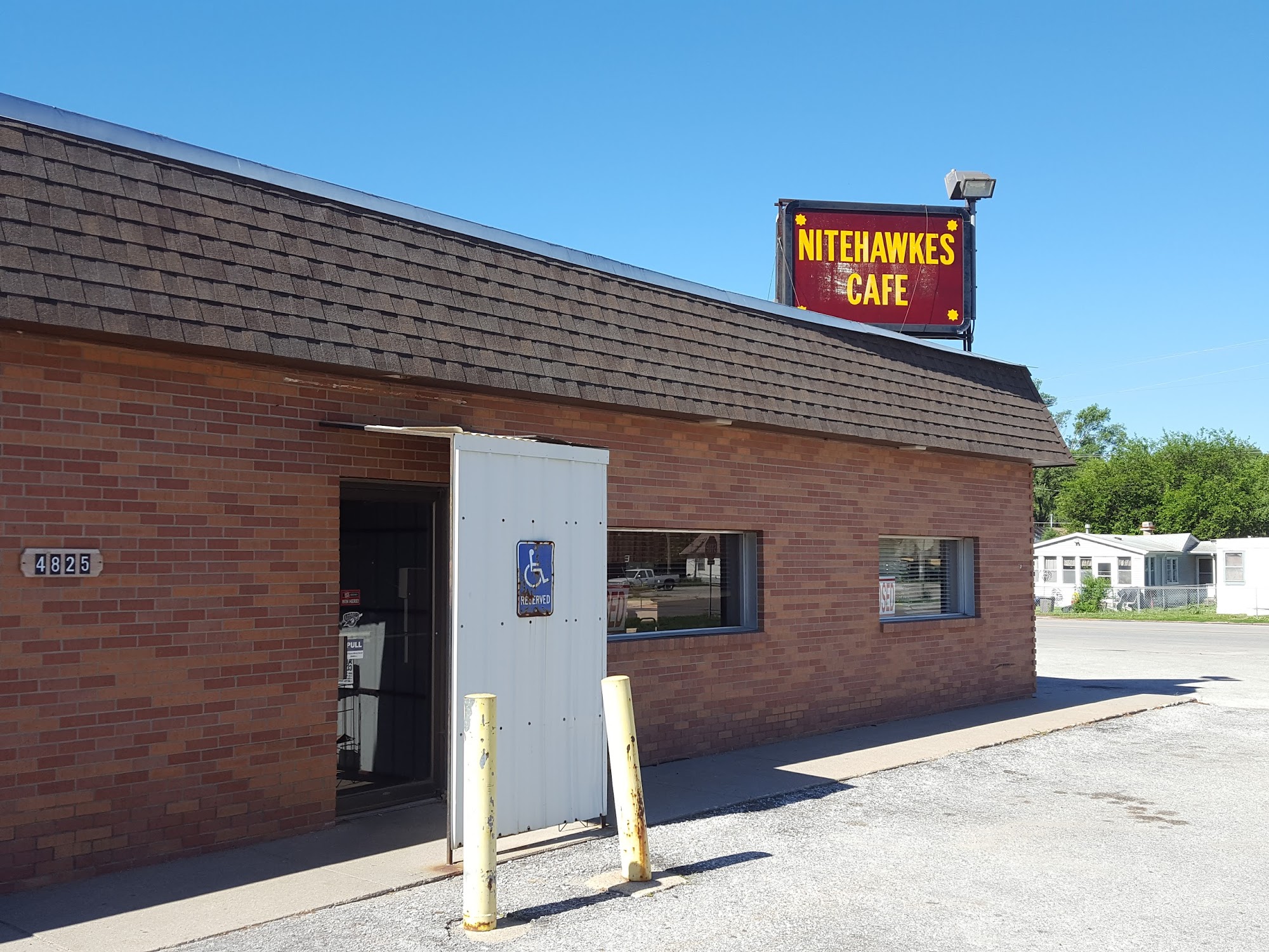 Nite Hawkes Cafe 4825 N 16th St, Omaha, NE 68110